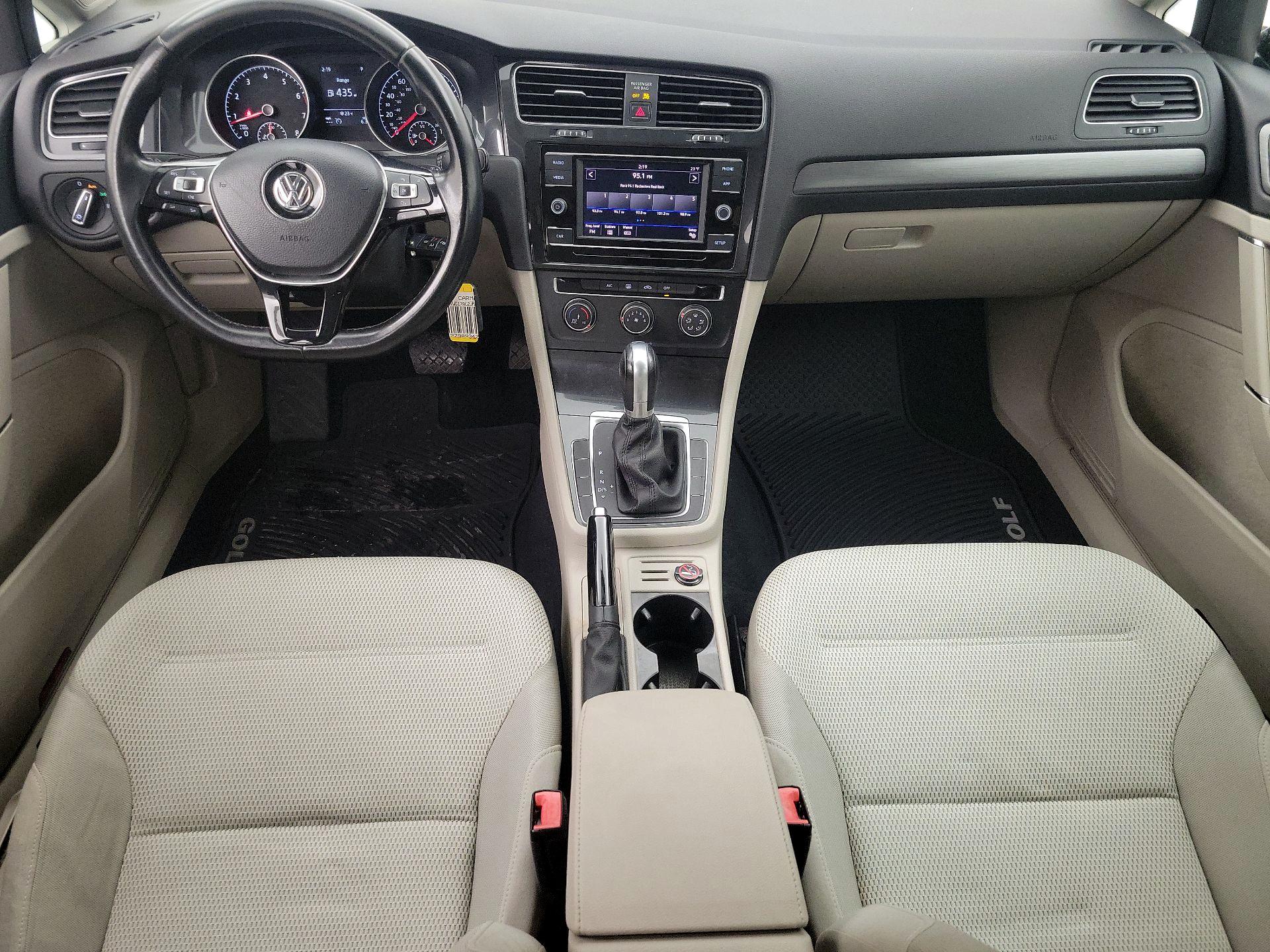 Thumbnail: 2018 Volkswagen Golf - 9