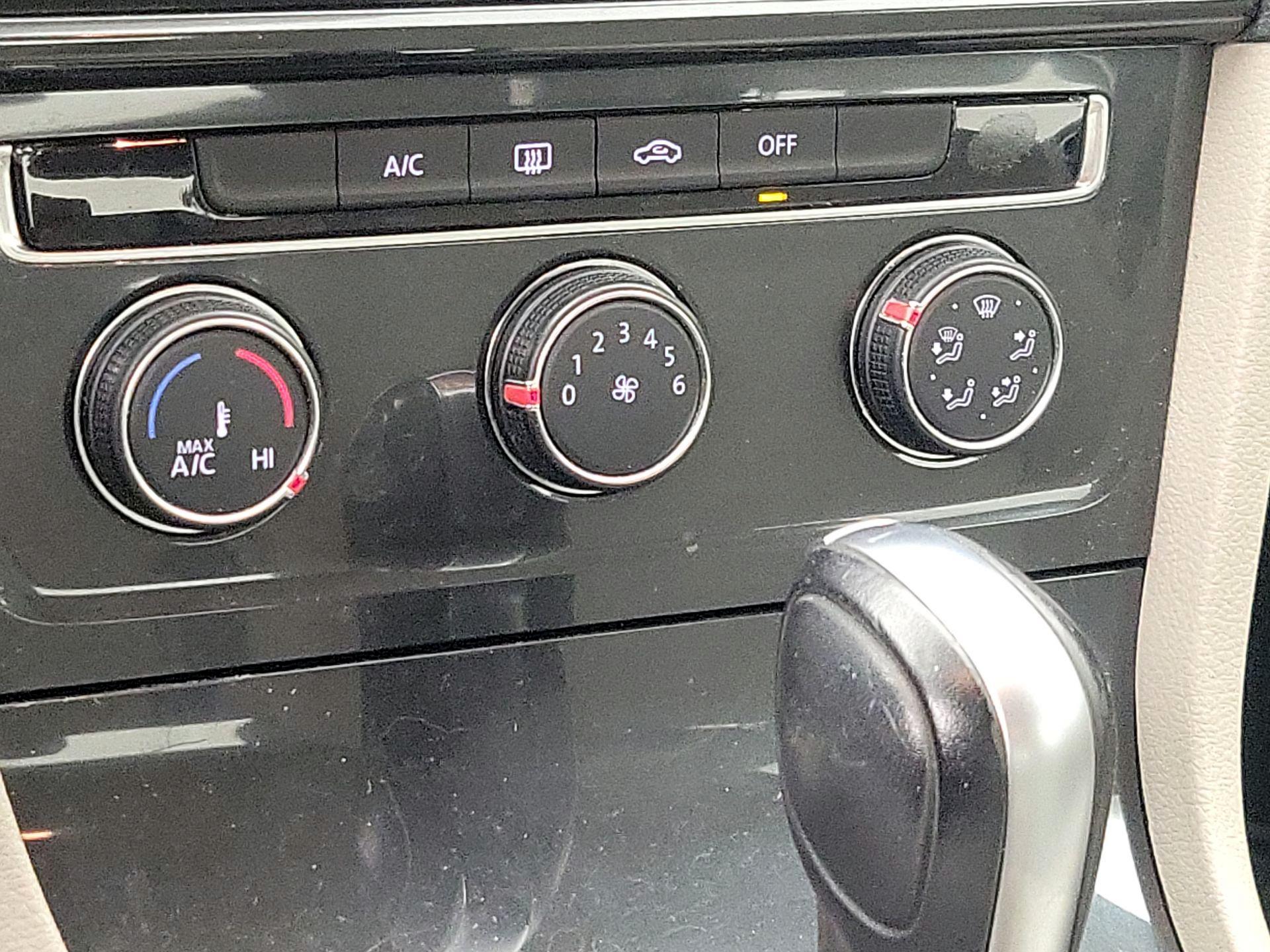 Thumbnail: 2018 Volkswagen Golf - 16