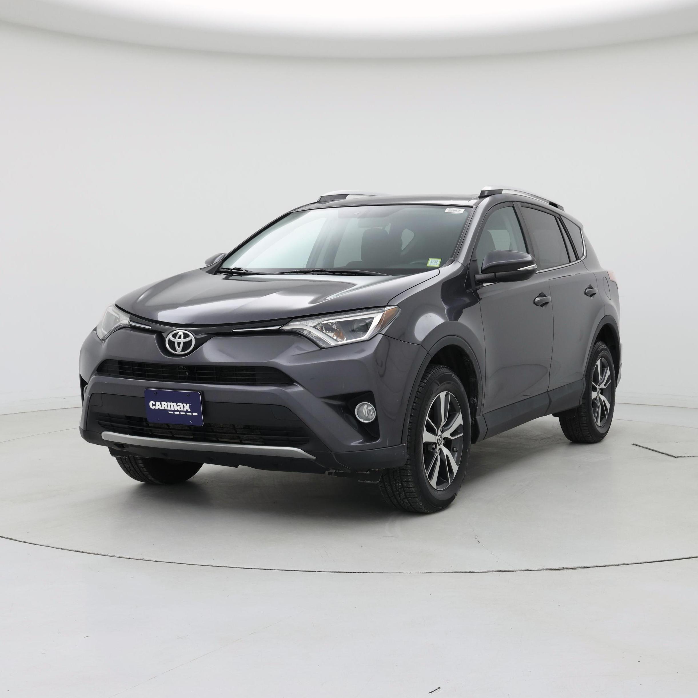 Thumbnail: 2016 Toyota RAV4 - 4