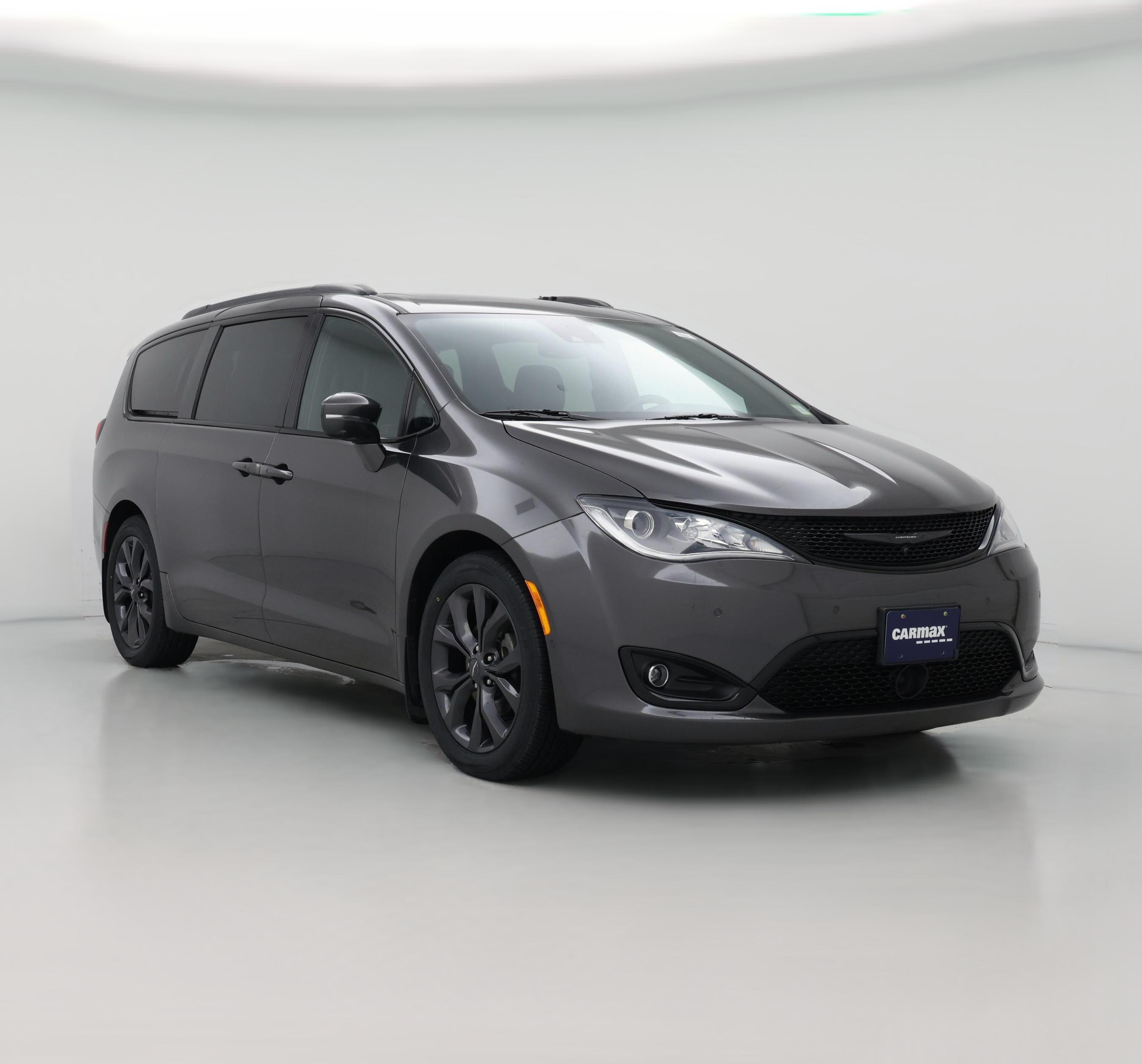Thumbnail: 2019 Chrysler Pacifica - 1