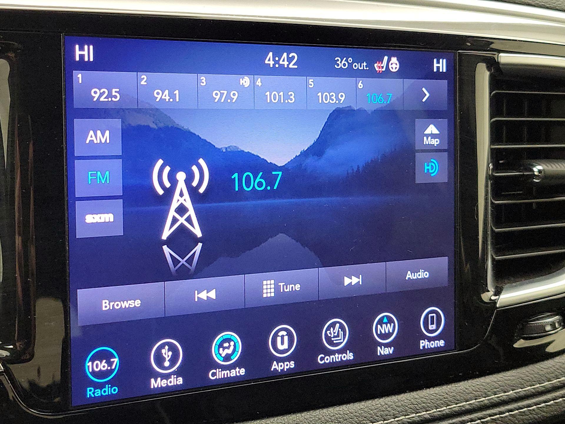 Thumbnail: 2019 Chrysler Pacifica - 16