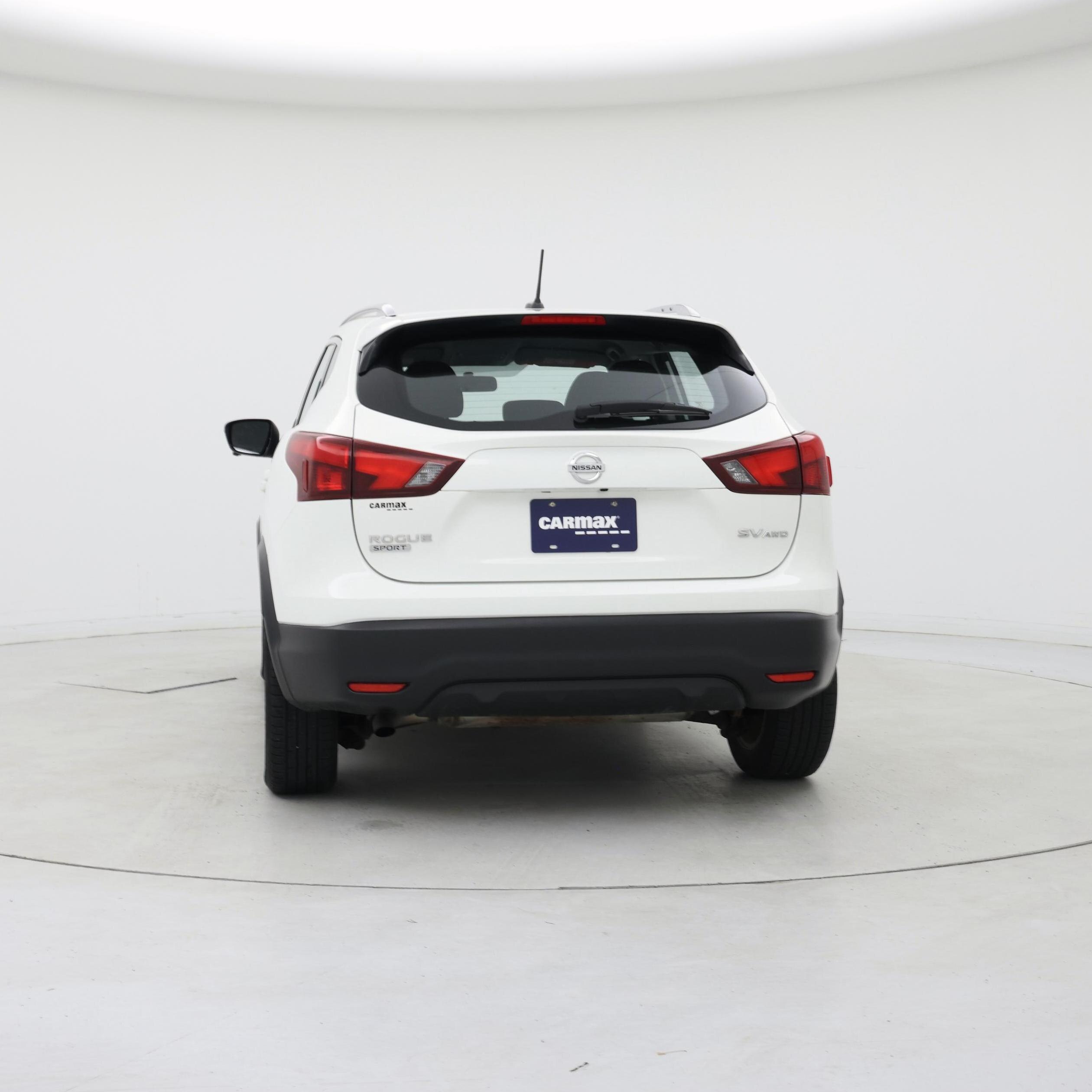 Thumbnail: 2017 Nissan Rogue Sport - 6