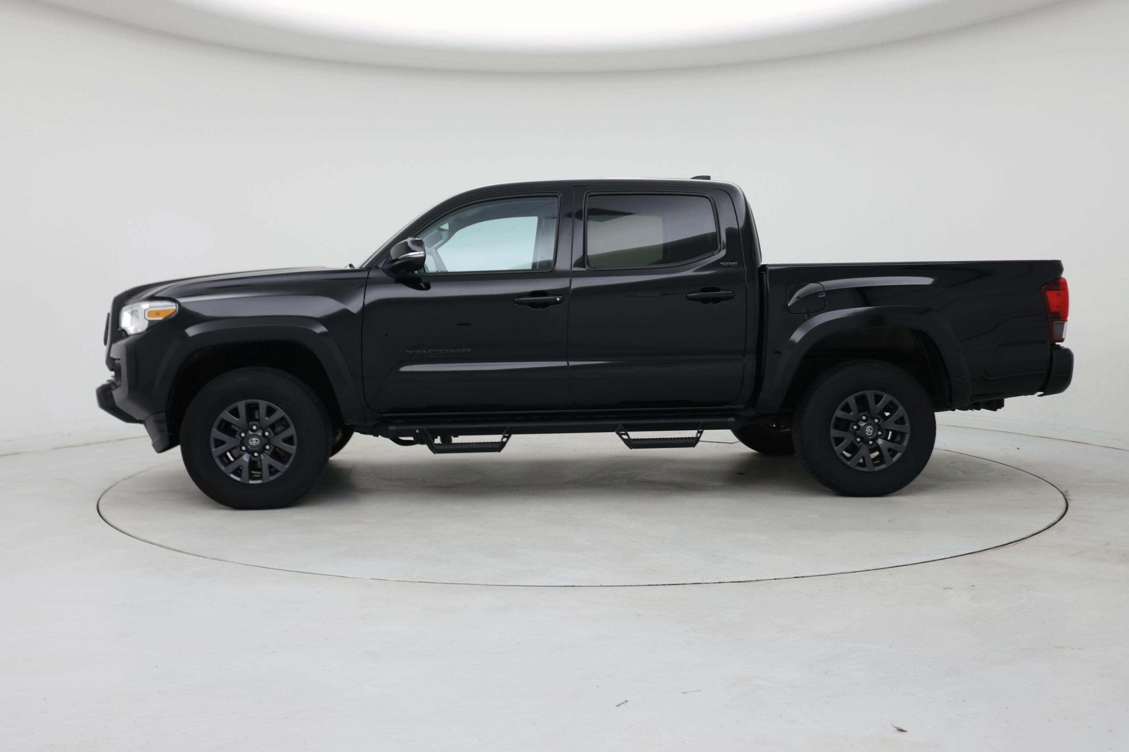Thumbnail: 2023 Toyota Tacoma - 3