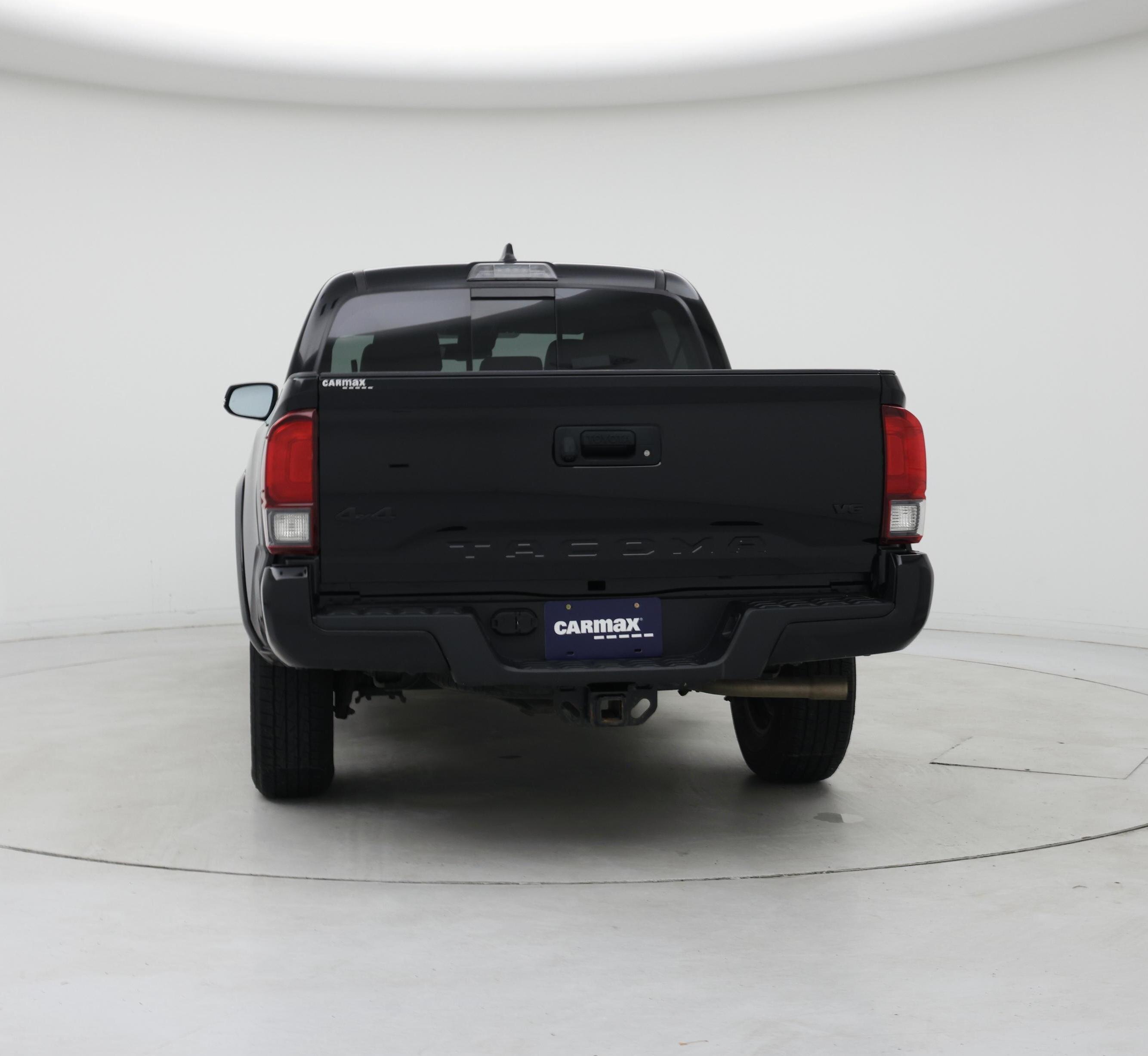 Thumbnail: 2023 Toyota Tacoma - 6