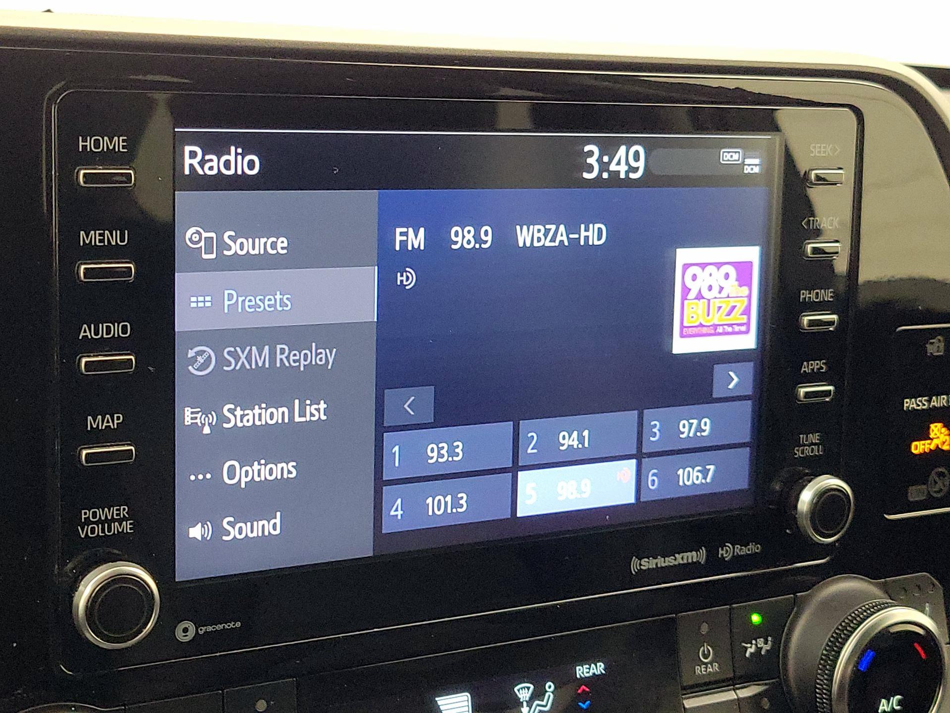 Thumbnail: 2022 Toyota Highlander - 15