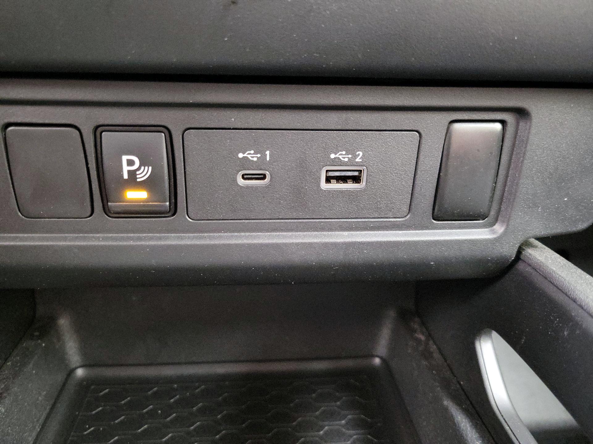 Thumbnail: 2022 Nissan Frontier - 18