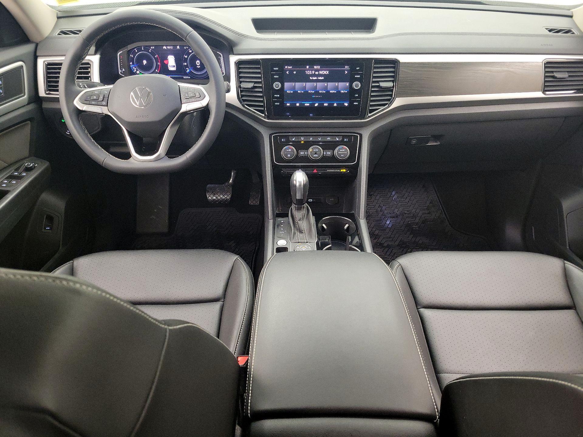 Thumbnail: 2023 Volkswagen Atlas - 9