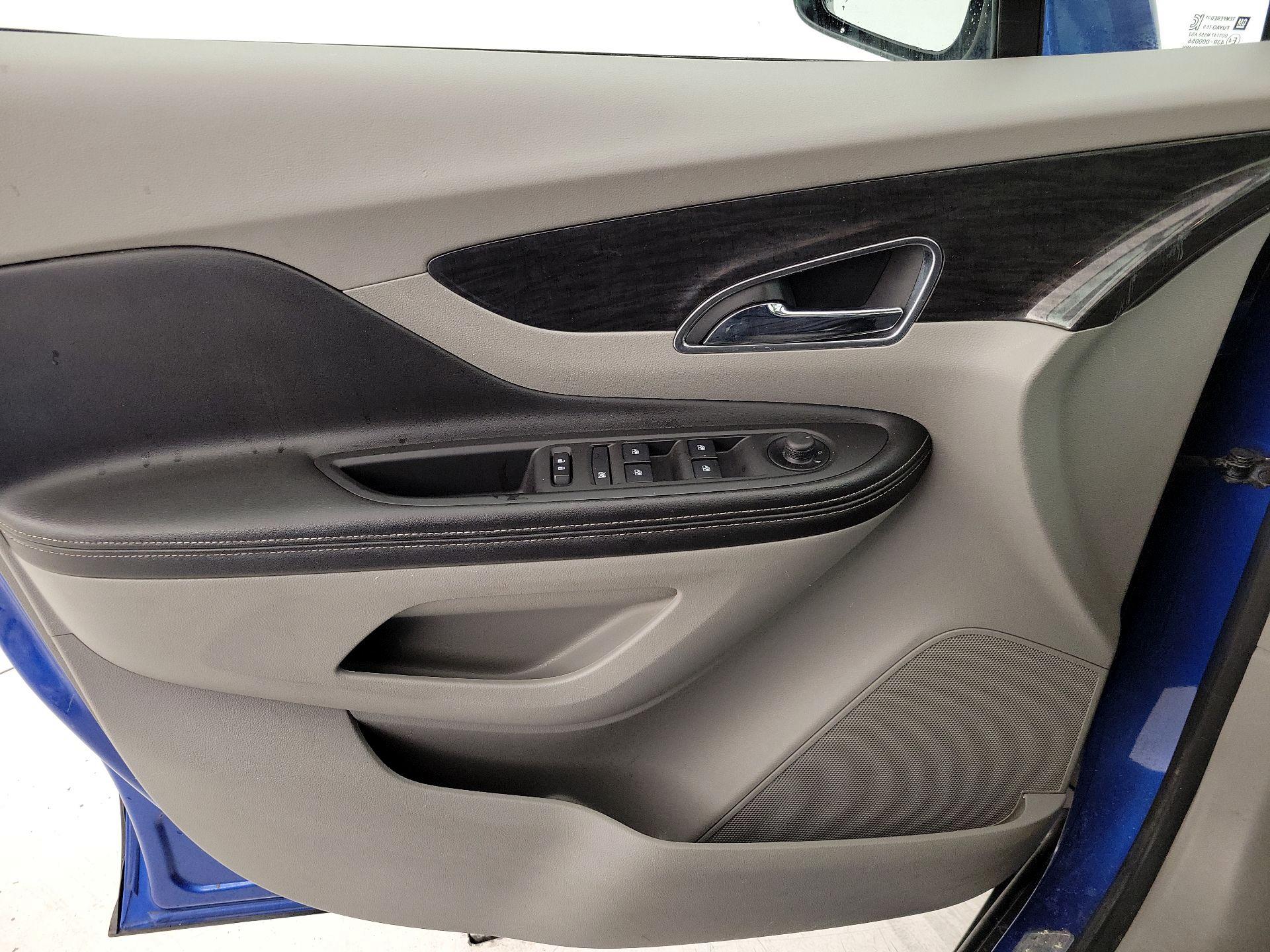 Thumbnail: 2015 Buick Encore - 12