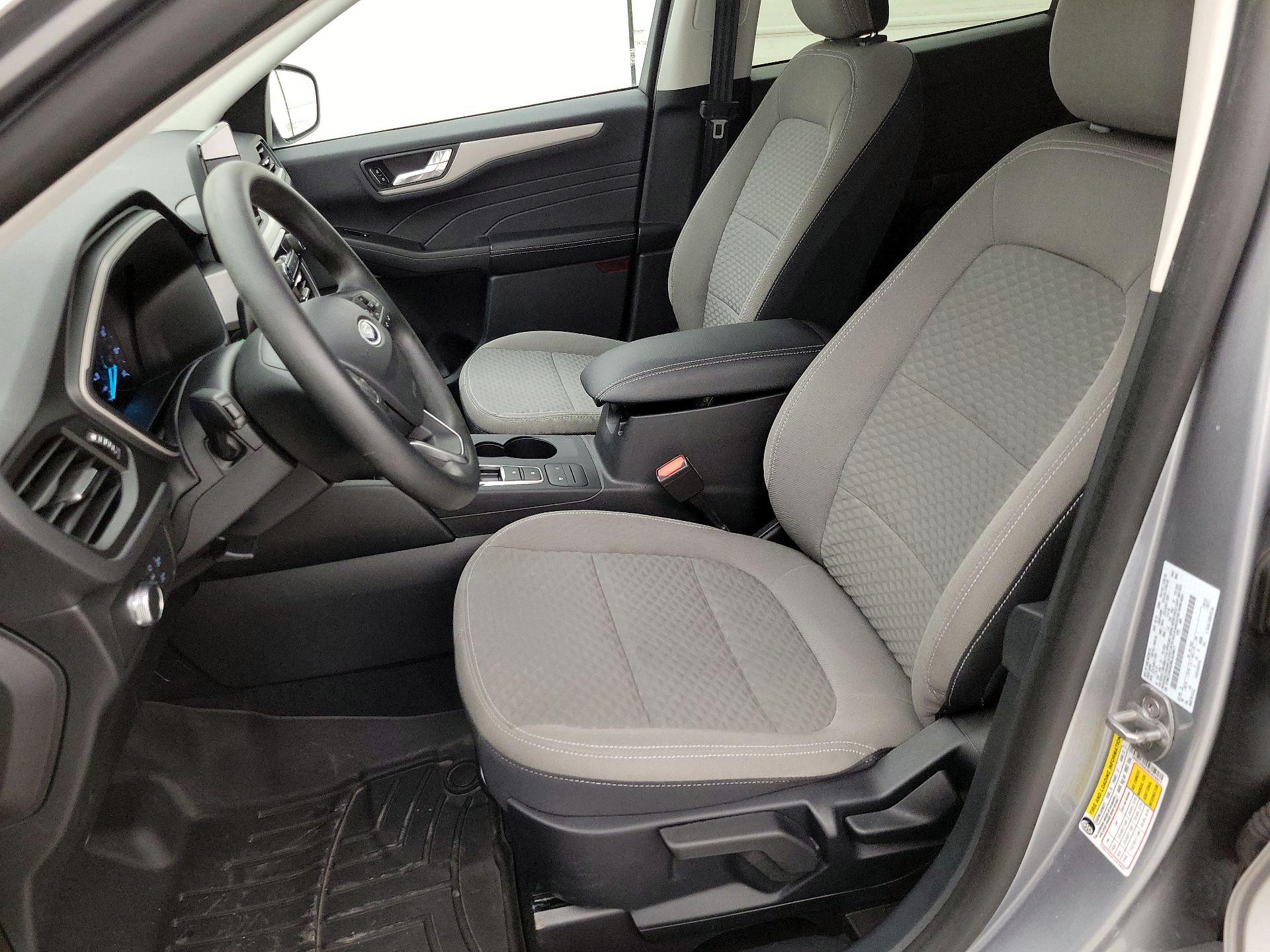 Thumbnail: 2021 Ford Escape - 11