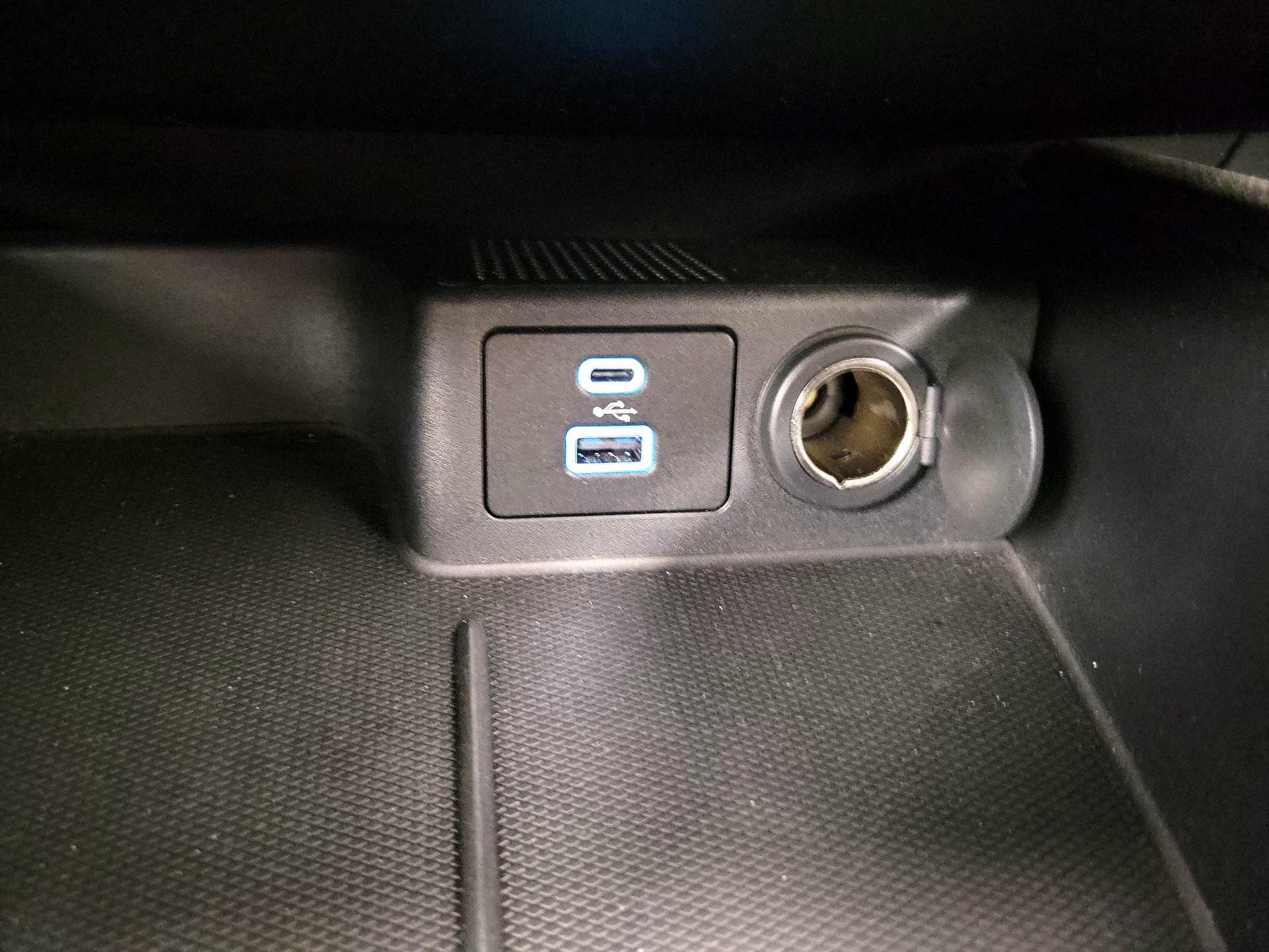 Thumbnail: 2021 Ford Escape - 18