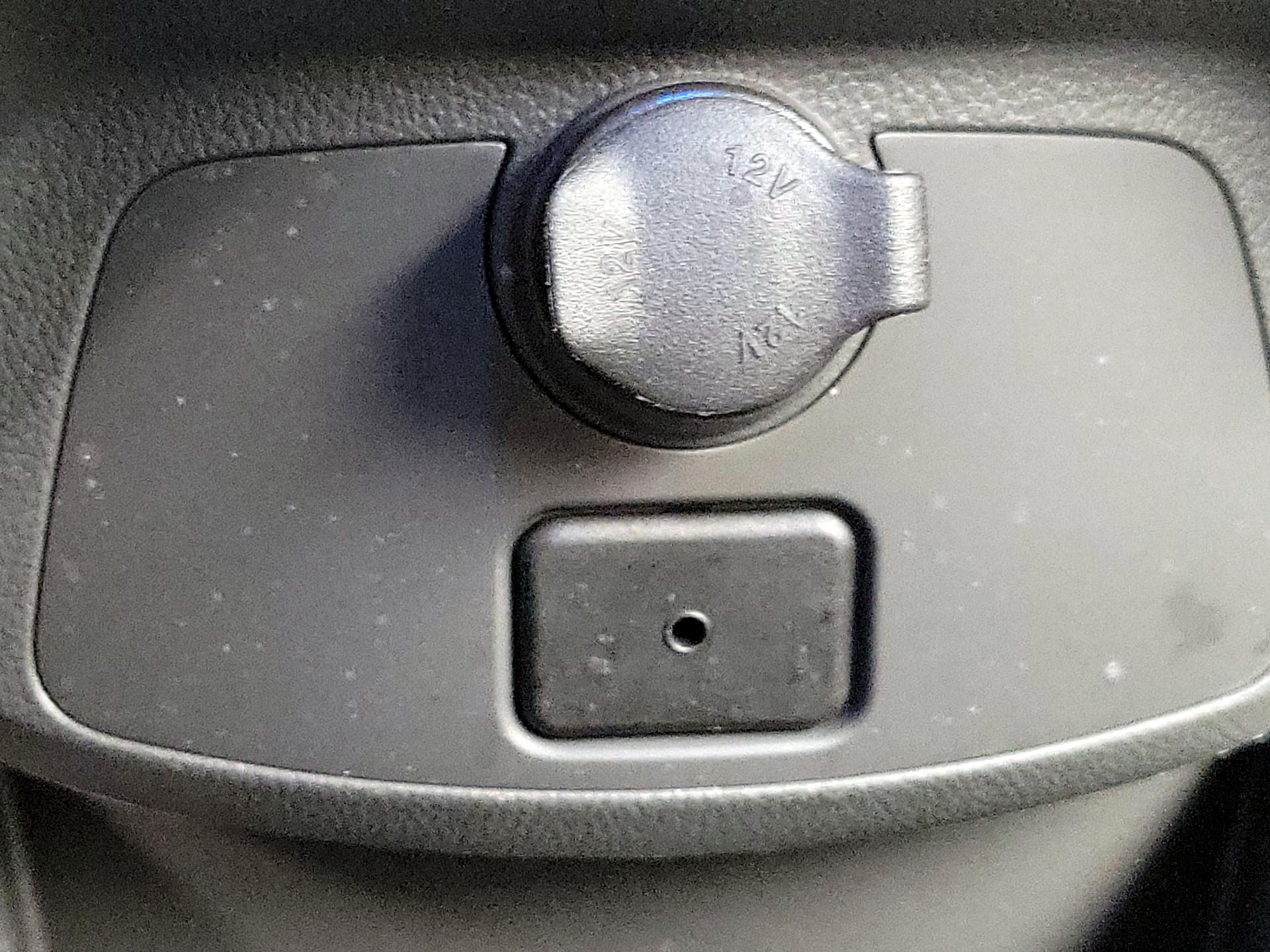 Thumbnail: 2015 Chevrolet Spark - 17