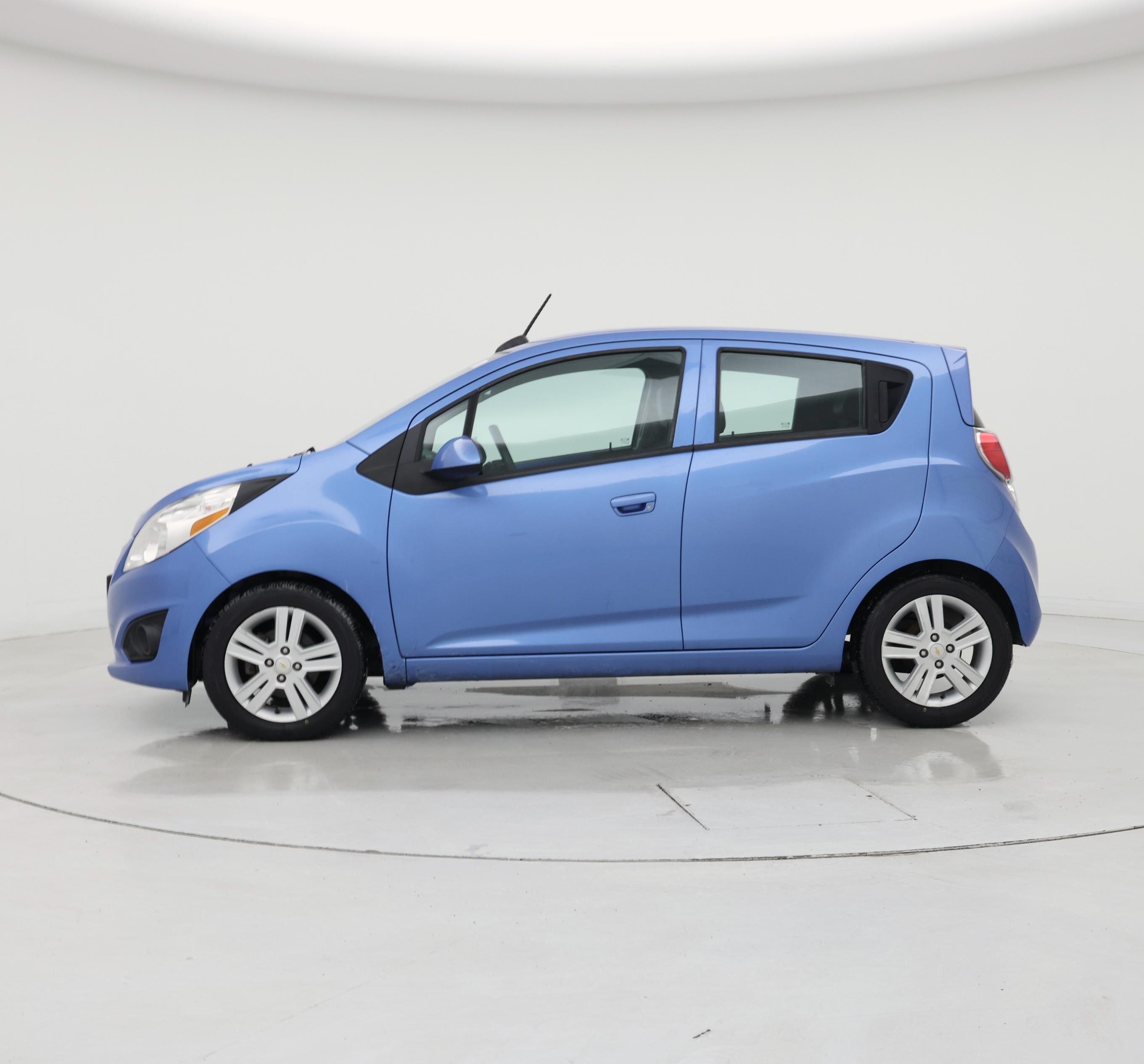 Thumbnail: 2015 Chevrolet Spark - 3
