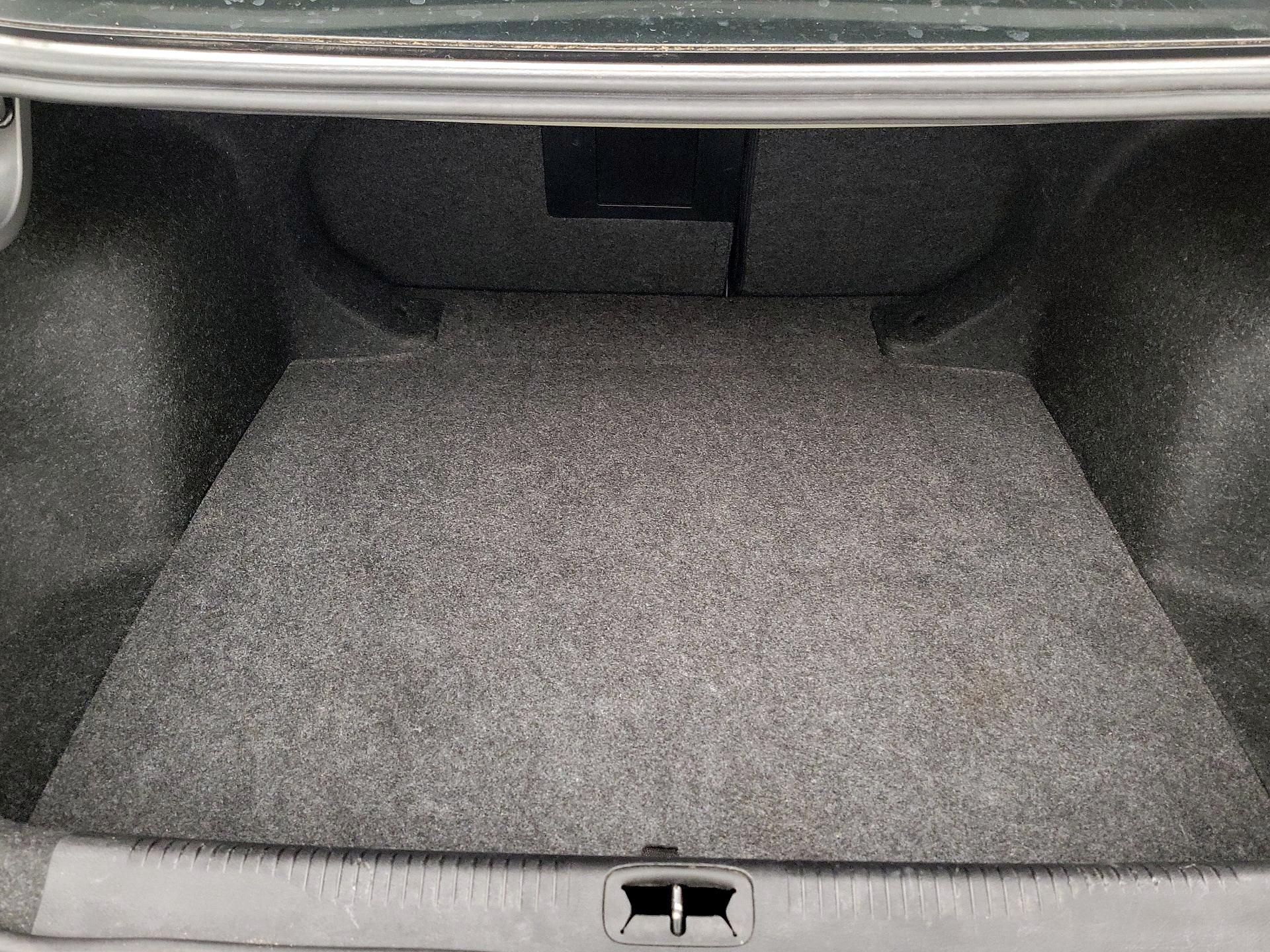 Thumbnail: 2016 Chrysler 200 - 20