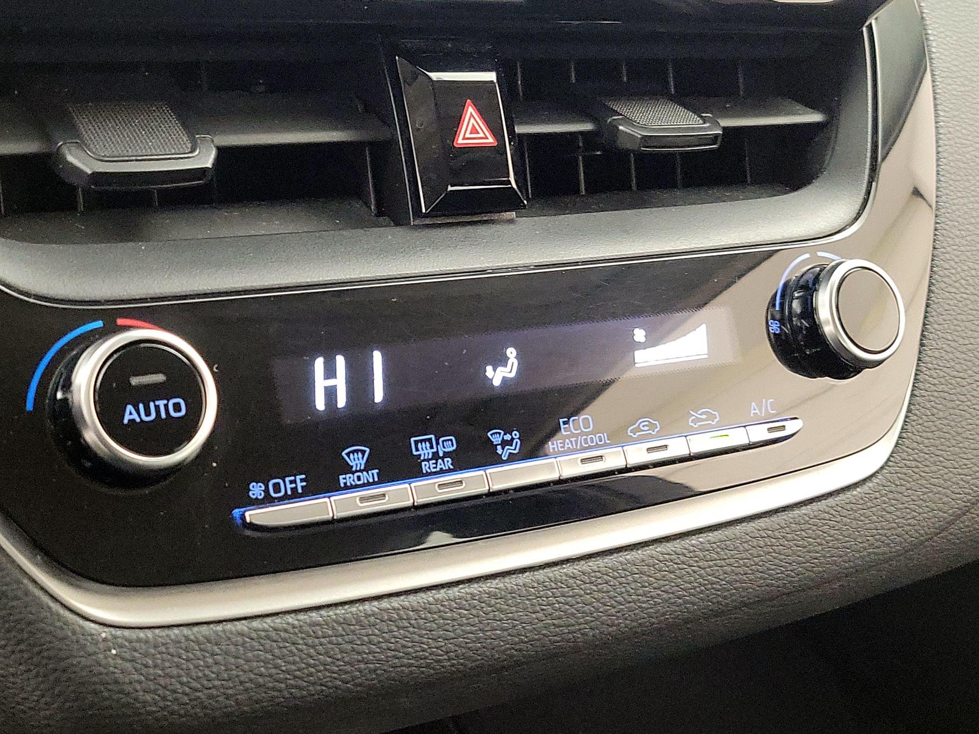 Thumbnail: 2021 Toyota Corolla - 16