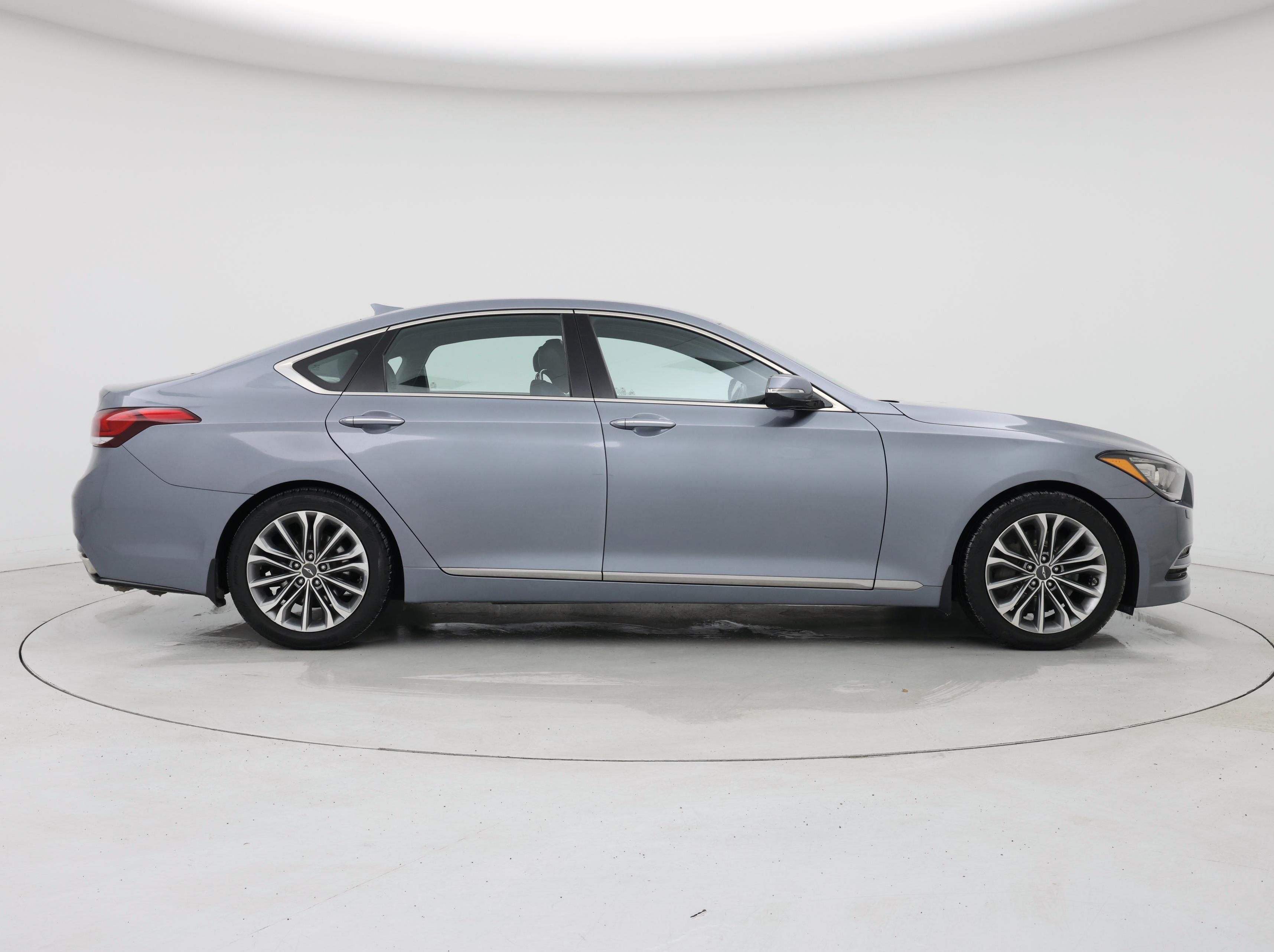 Thumbnail: 2017 Genesis G80 - 7