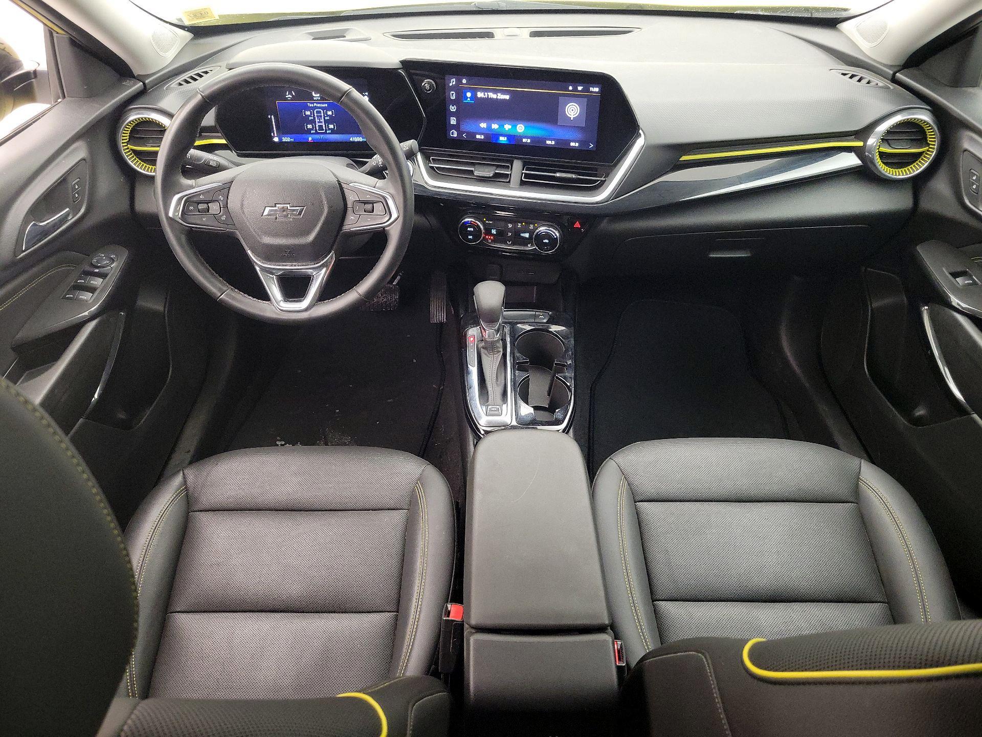 Thumbnail: 2024 Chevrolet Trax - 9