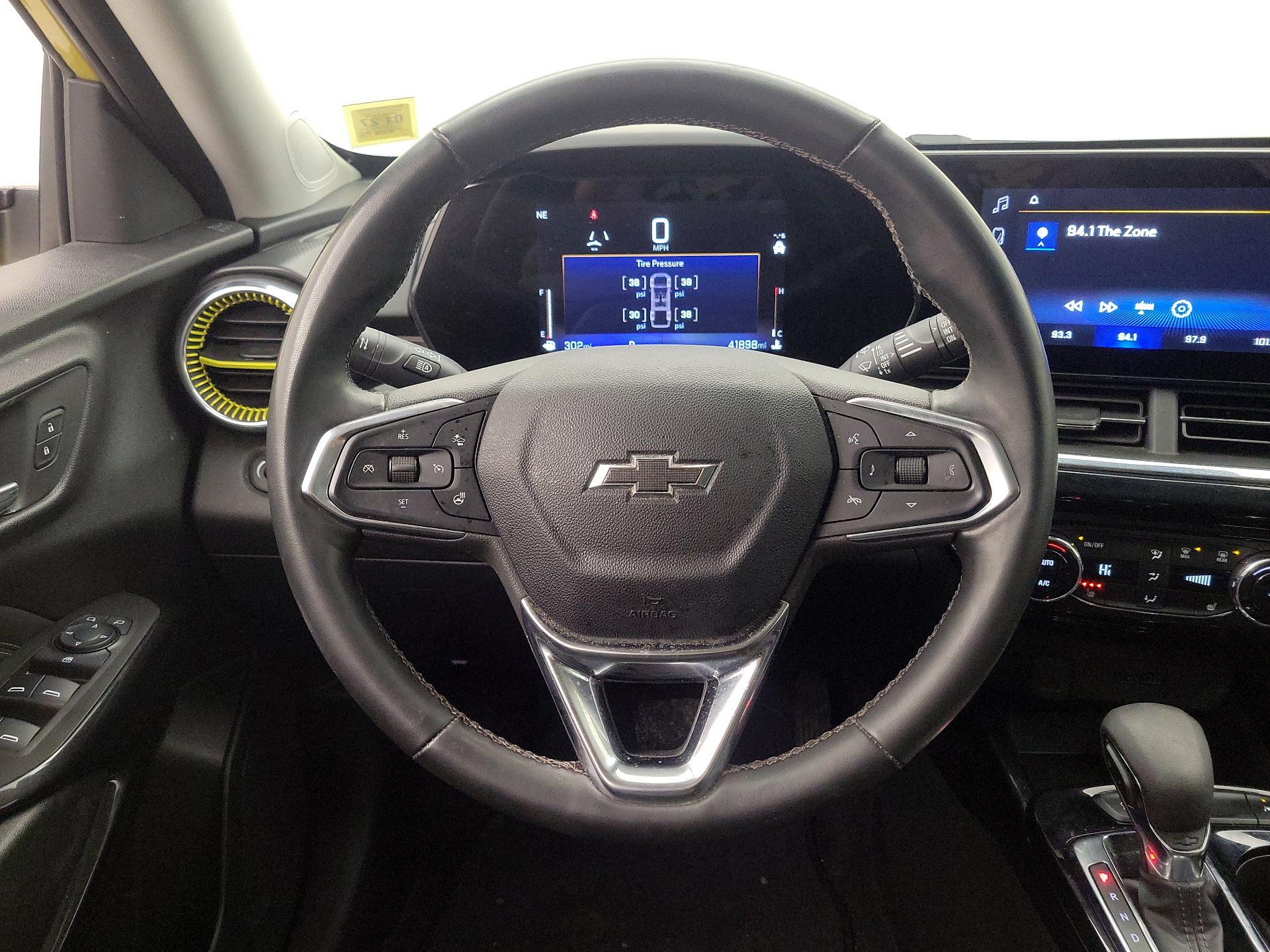 Thumbnail: 2024 Chevrolet Trax - 10