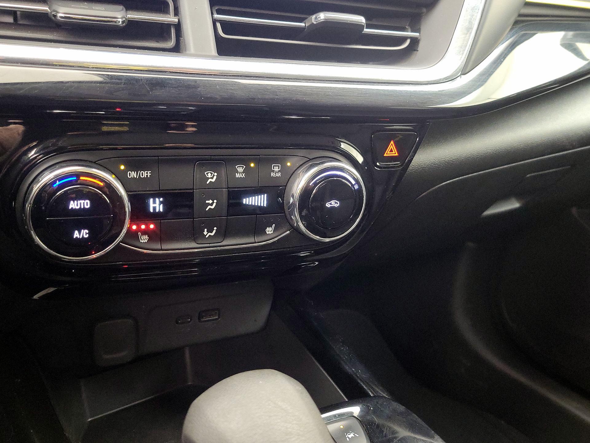 Thumbnail: 2024 Chevrolet Trax - 16