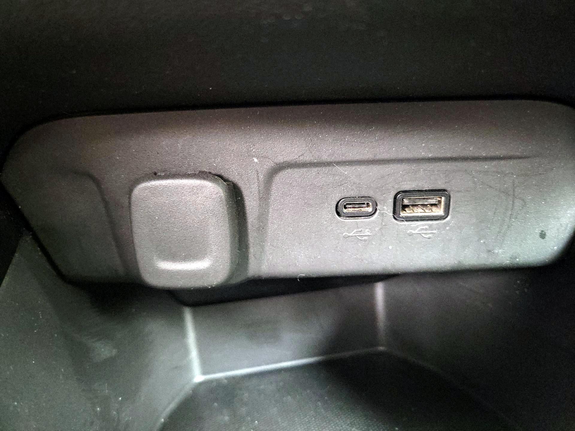 Thumbnail: 2024 Chevrolet Trax - 18