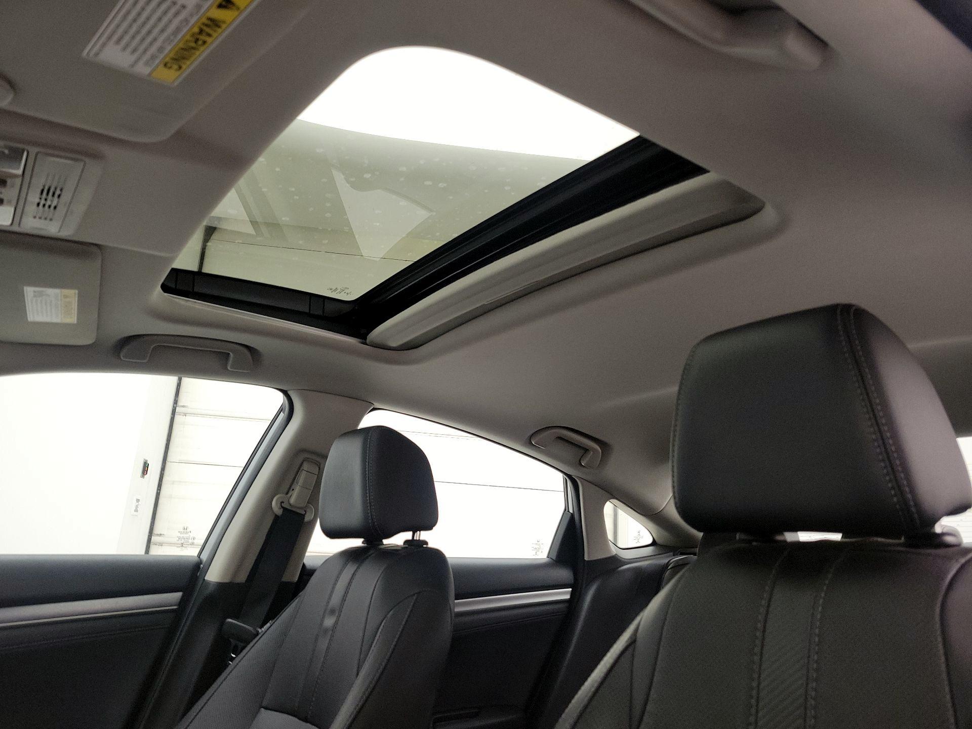 Thumbnail: 2017 Honda Civic - 19