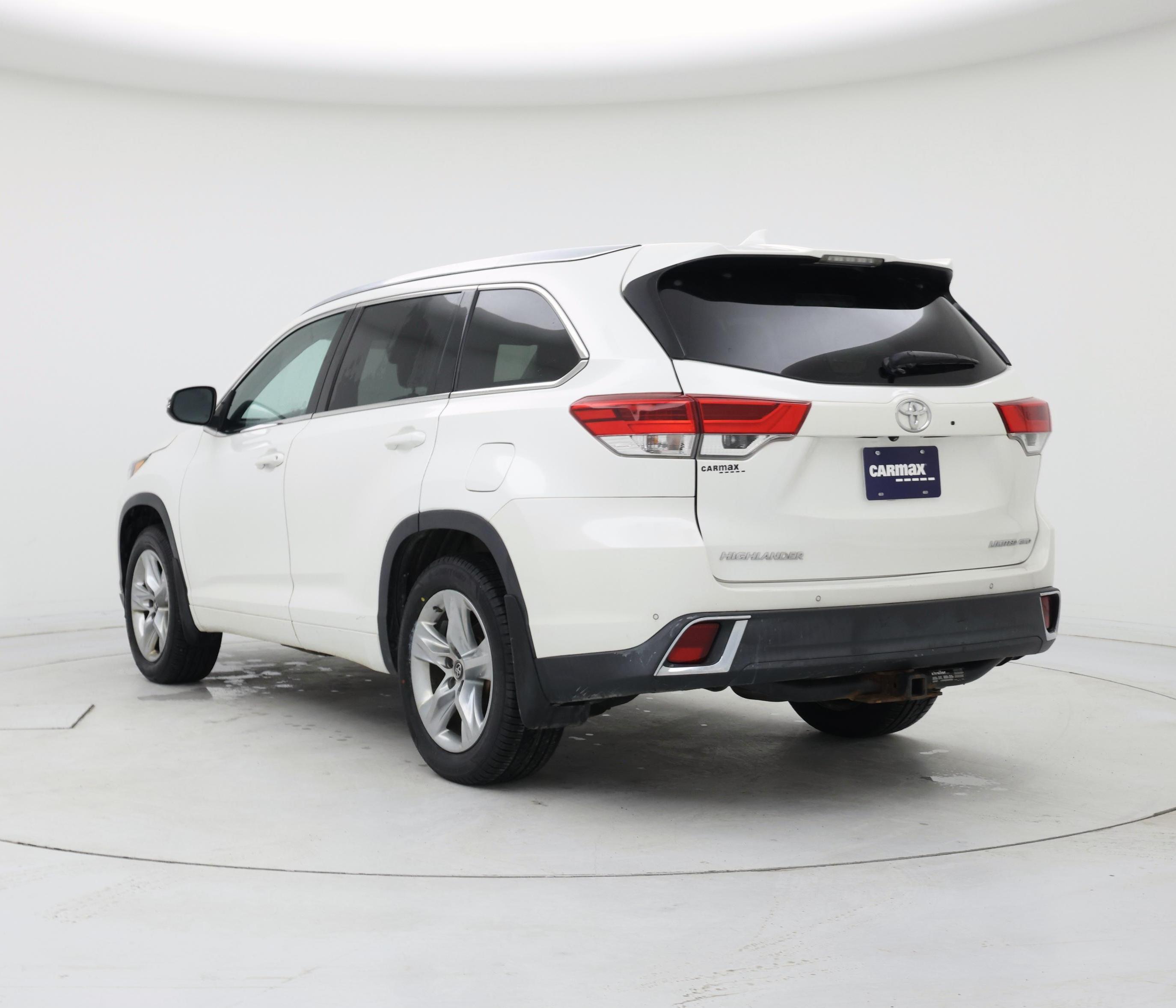 Thumbnail: 2017 Toyota Highlander - 2