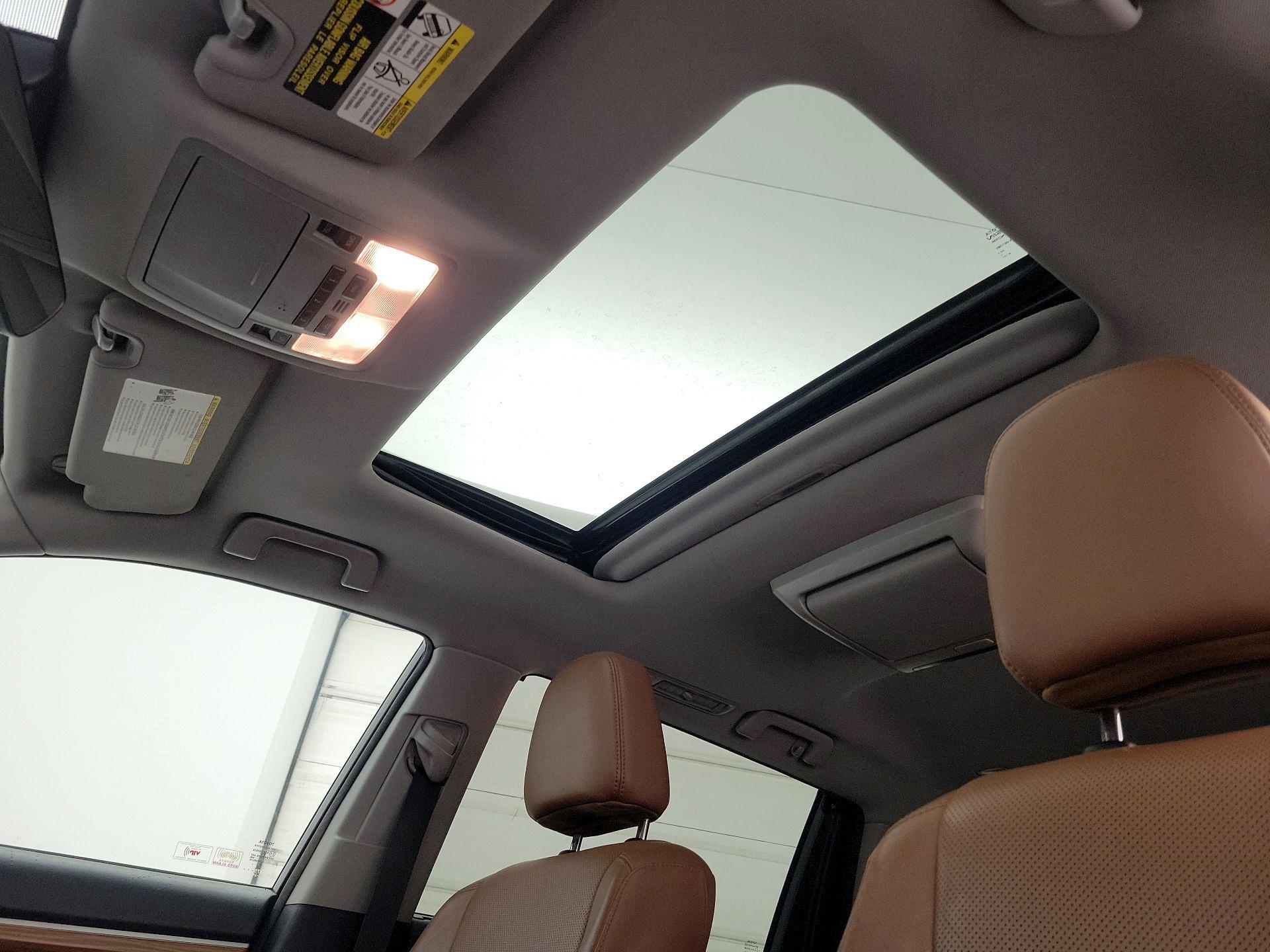 Thumbnail: 2017 Toyota Highlander - 20