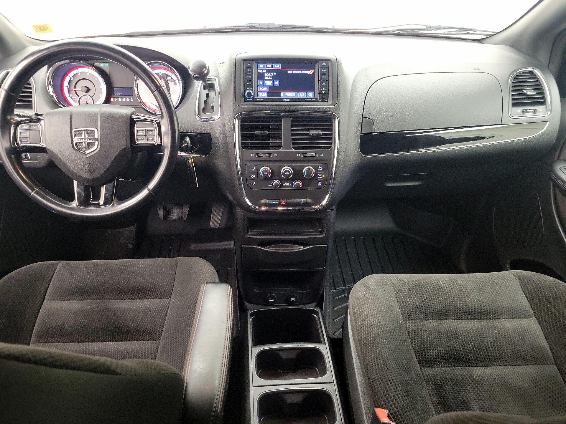 Thumbnail: 2019 Dodge Grand Caravan - 9