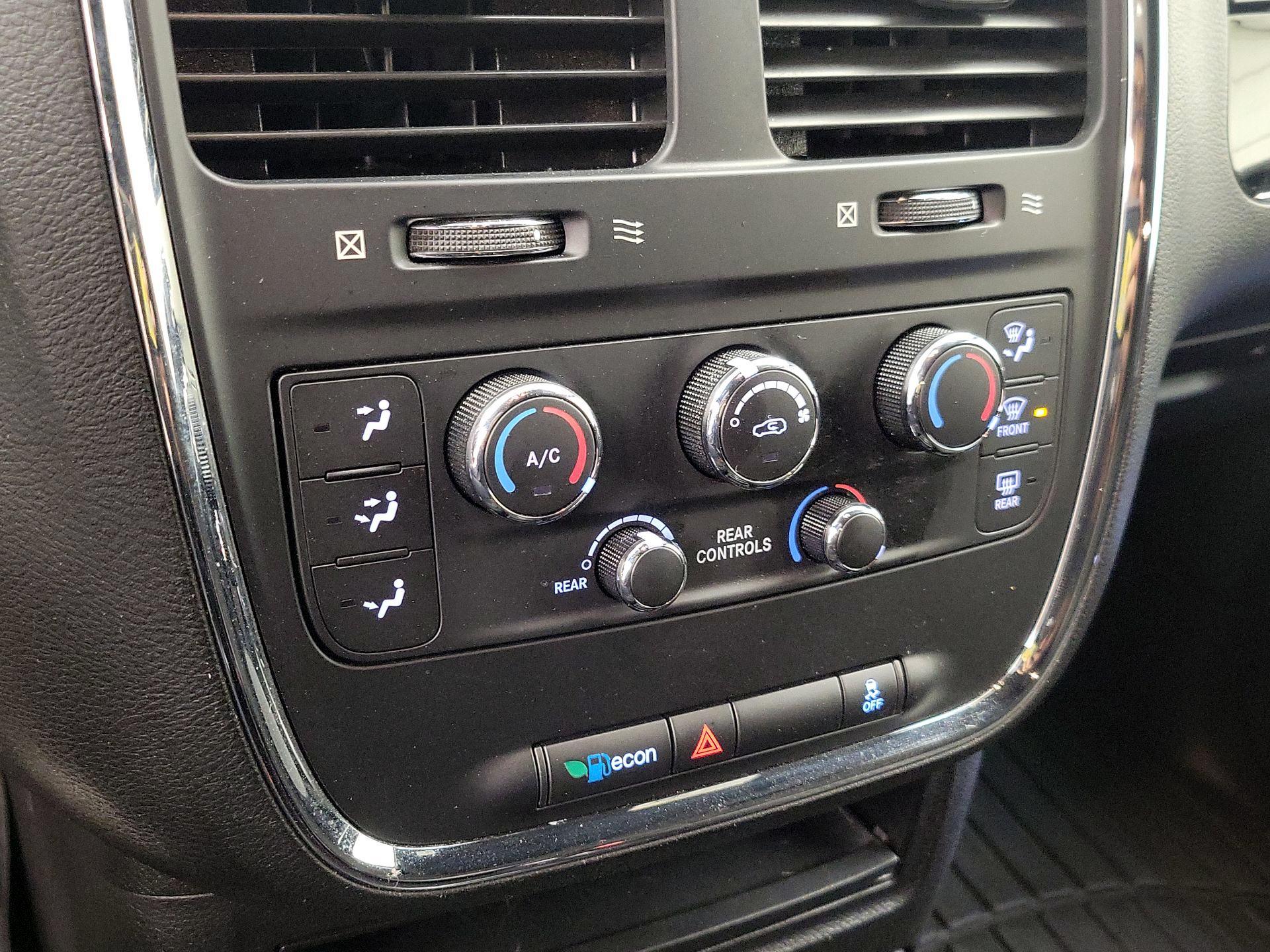 Thumbnail: 2019 Dodge Grand Caravan - 16