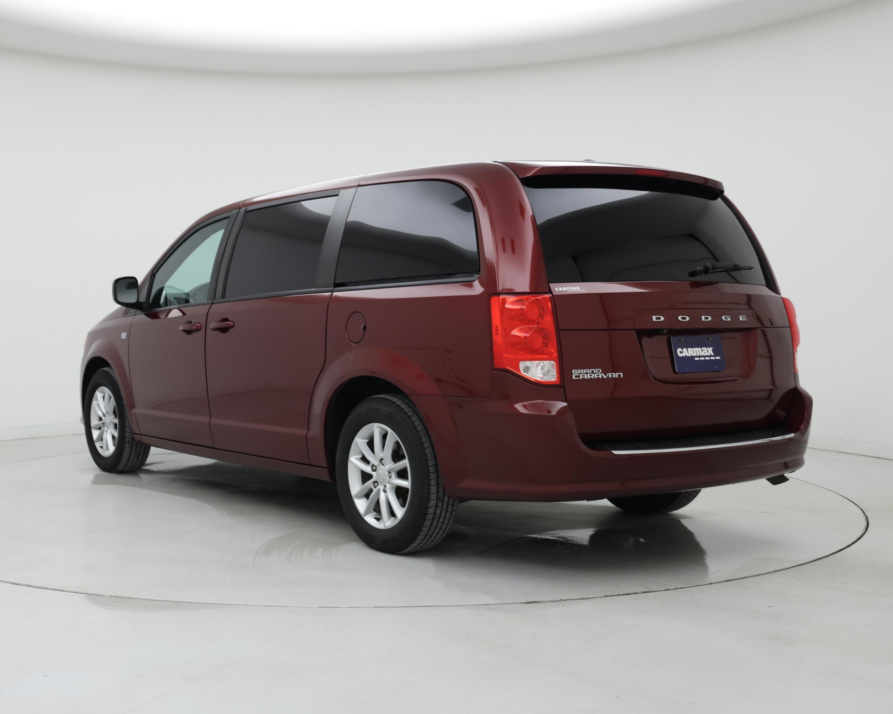 Thumbnail: 2019 Dodge Grand Caravan - 2