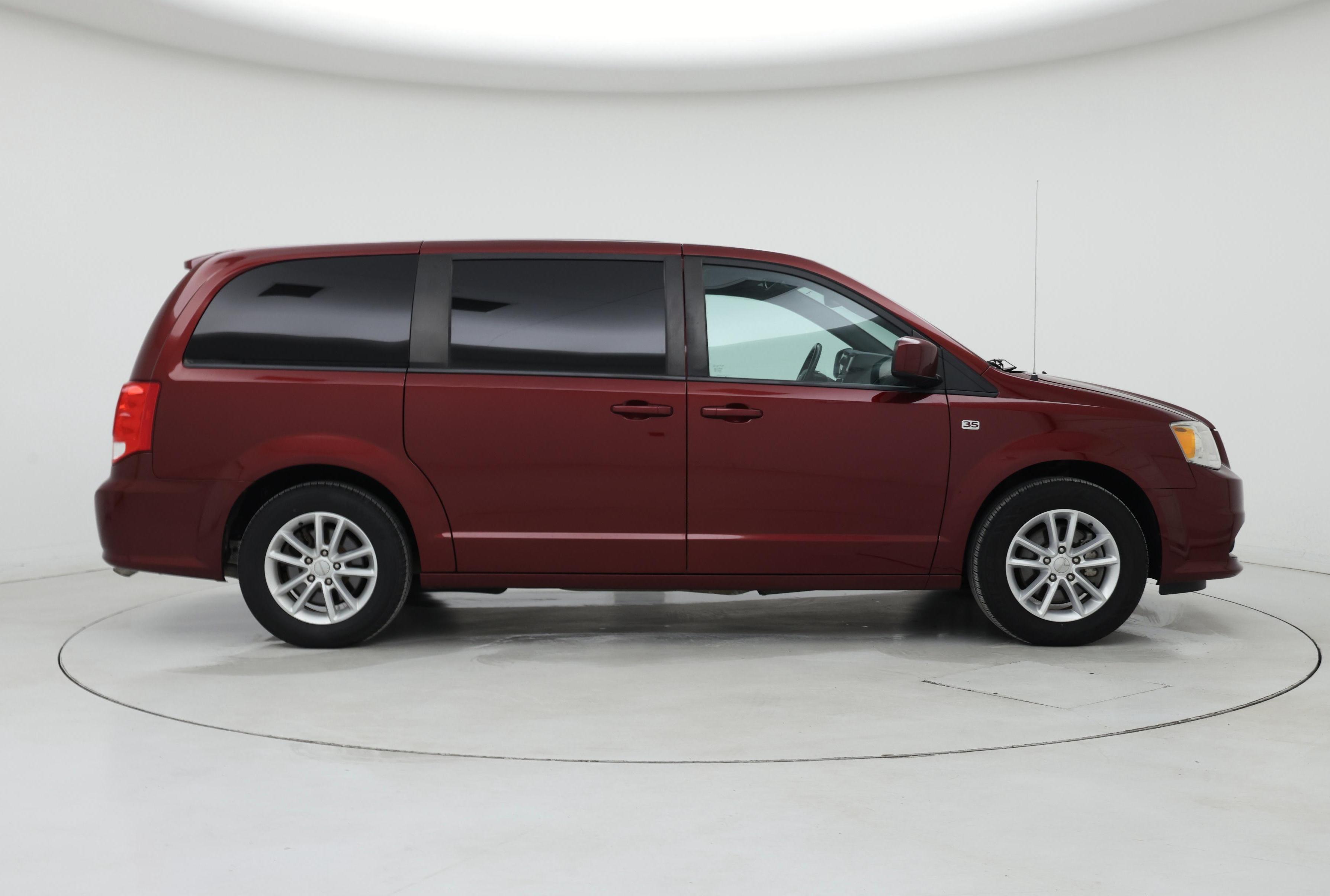 Thumbnail: 2019 Dodge Grand Caravan - 7