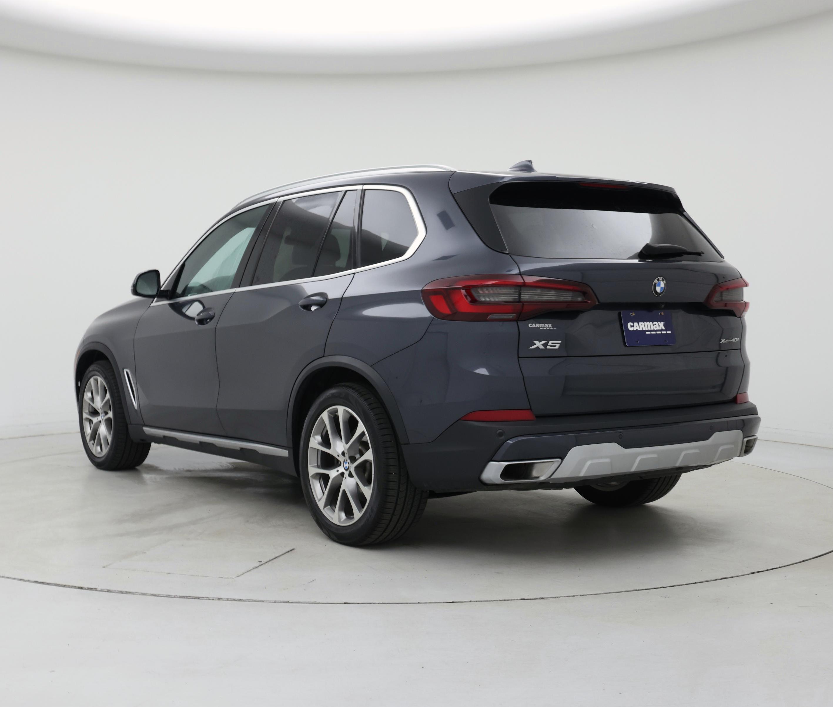 Thumbnail: 2021 BMW X5 - 2