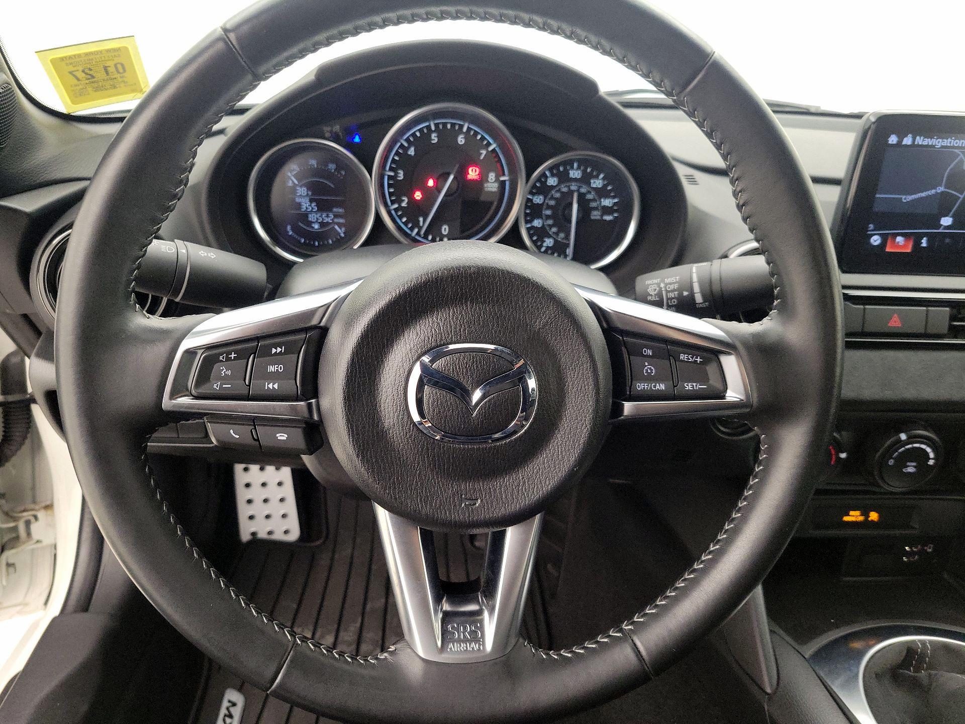 Thumbnail: 2021 Mazda MX-5 Miata - 10