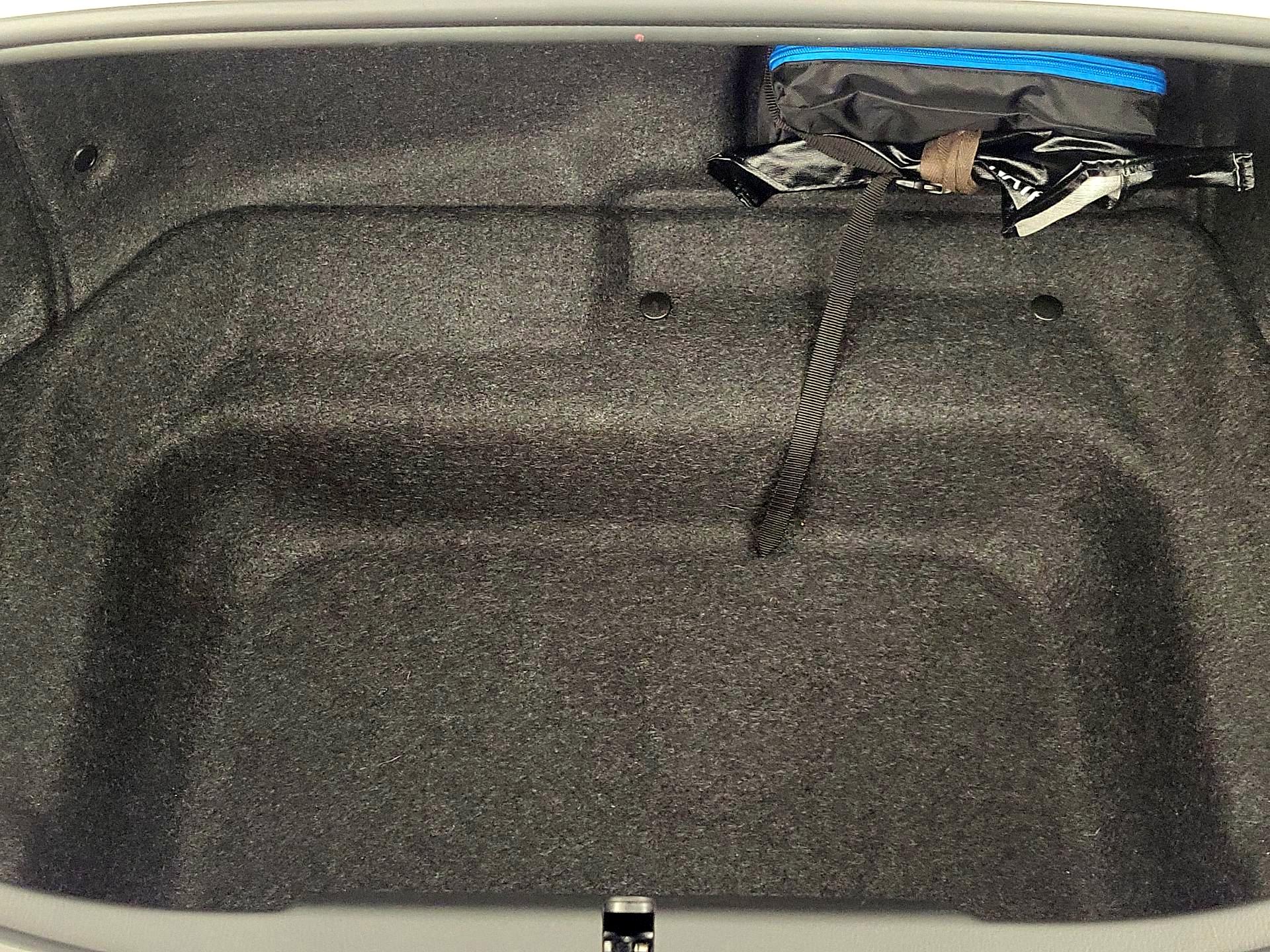 Thumbnail: 2021 Mazda MX-5 Miata - 20