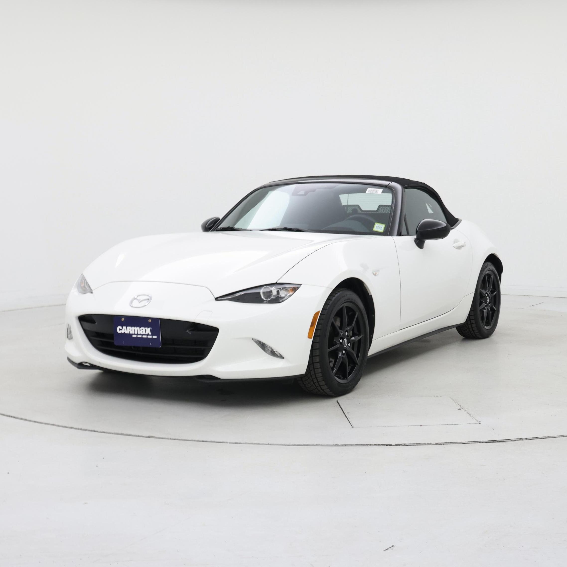 Thumbnail: 2021 Mazda MX-5 Miata - 4