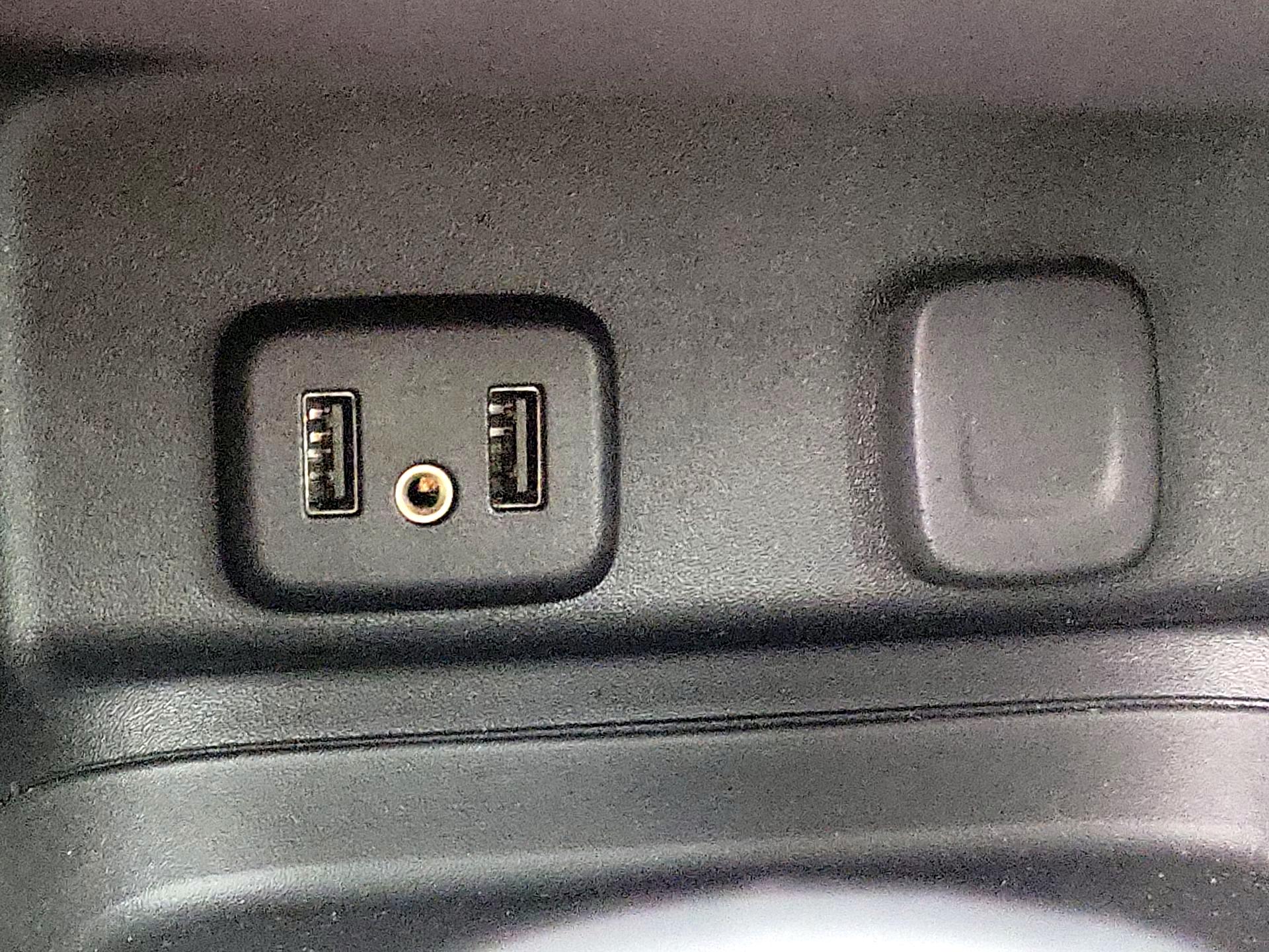 Thumbnail: 2018 Chevrolet Equinox - 18