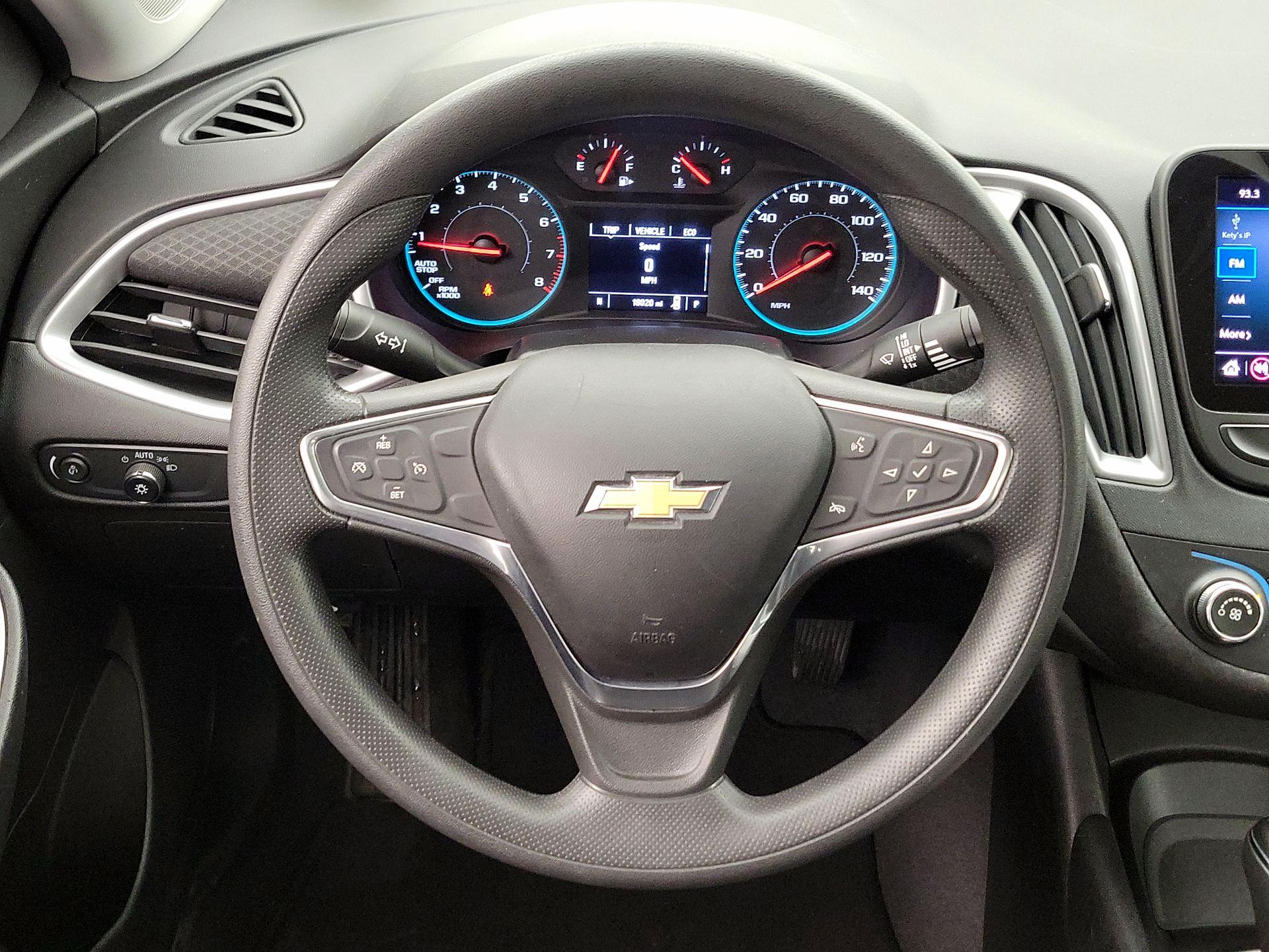 Thumbnail: 2019 Chevrolet Malibu - 10