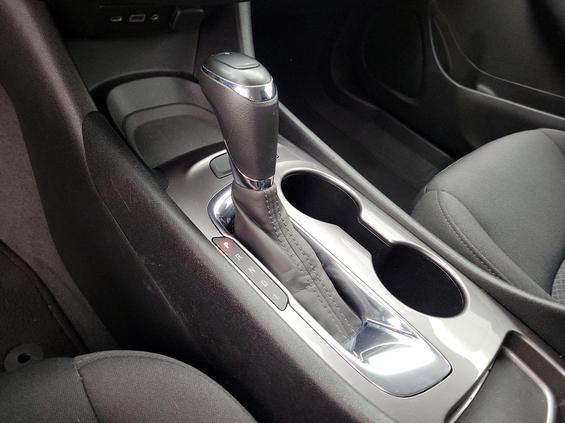 Thumbnail: 2019 Chevrolet Malibu - 17