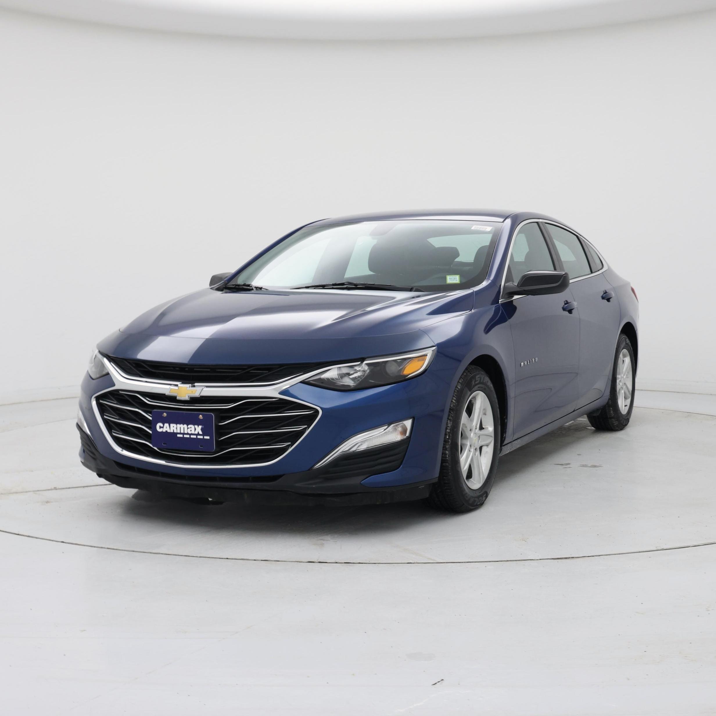 Thumbnail: 2019 Chevrolet Malibu - 4