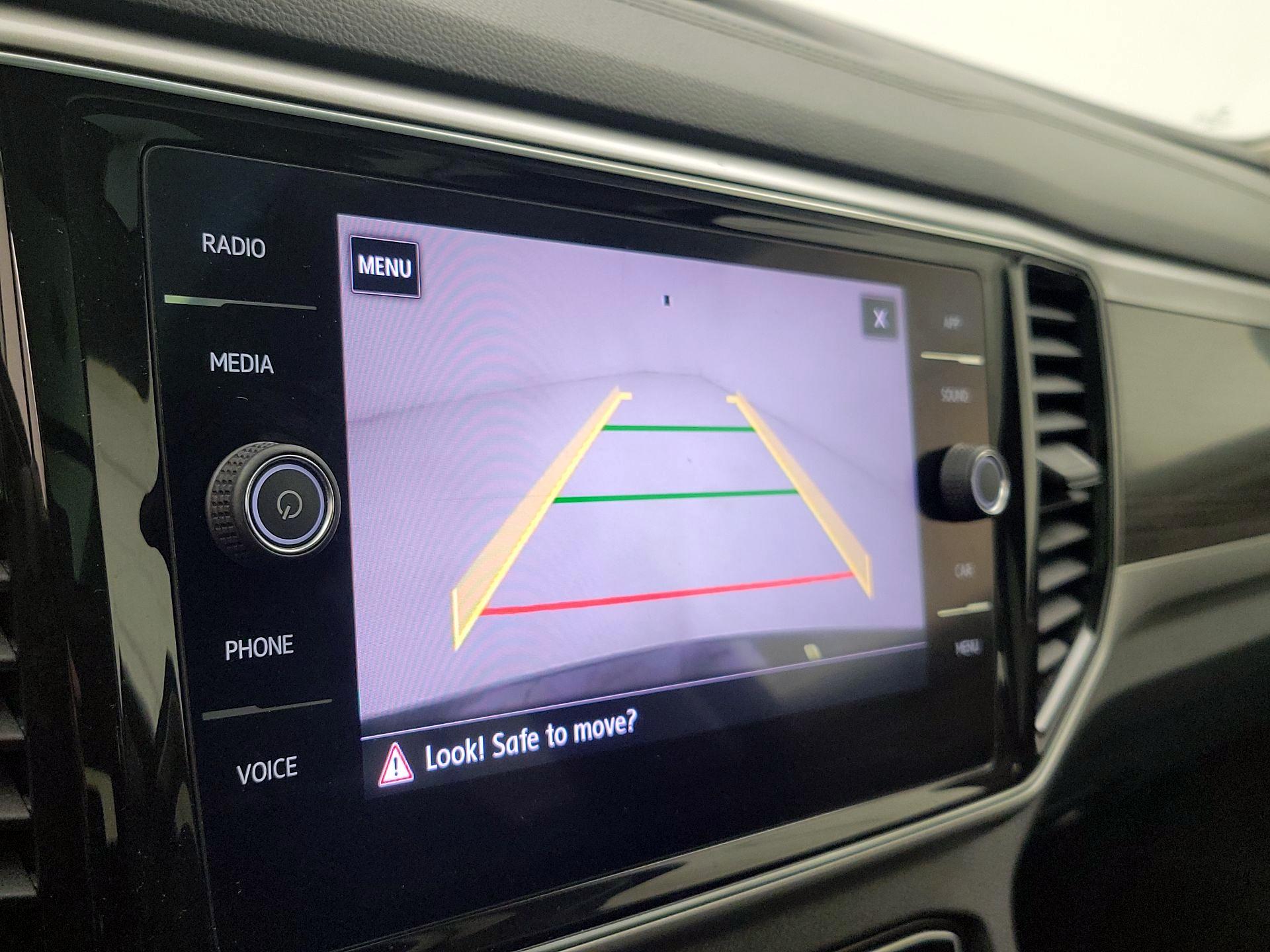 Thumbnail: 2018 Volkswagen Atlas - 14