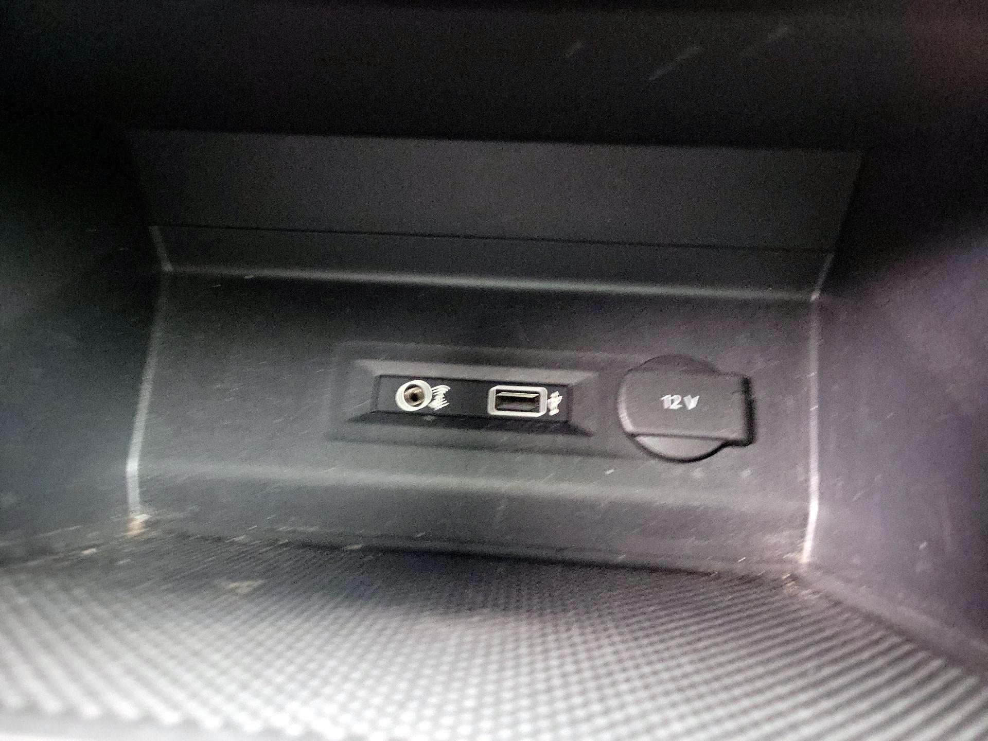 Thumbnail: 2018 Volkswagen Atlas - 18