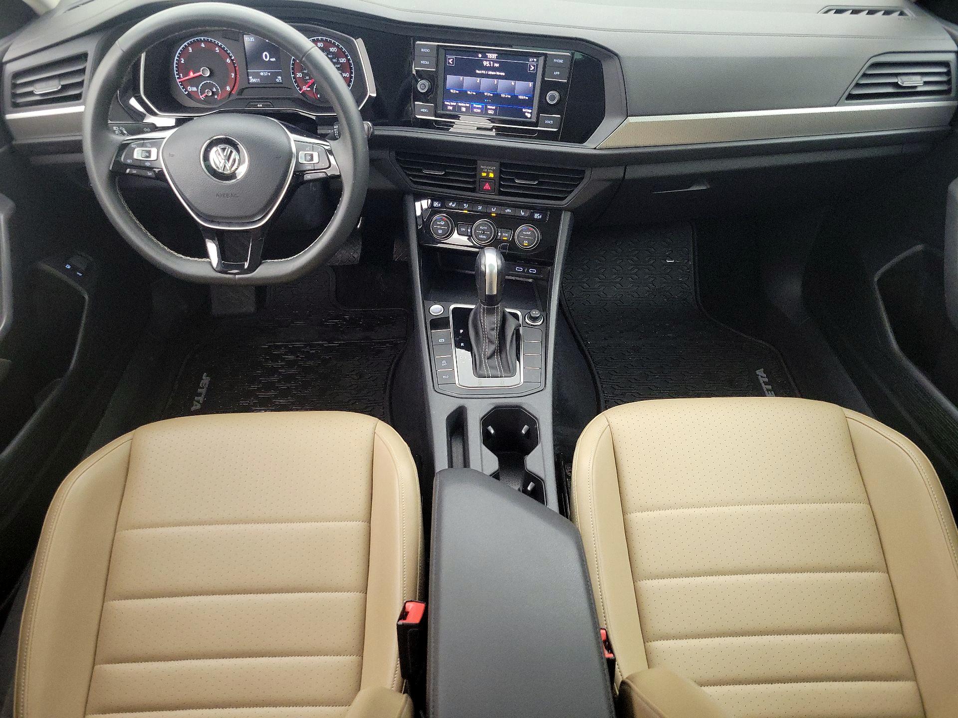 Thumbnail: 2021 Volkswagen Jetta - 9