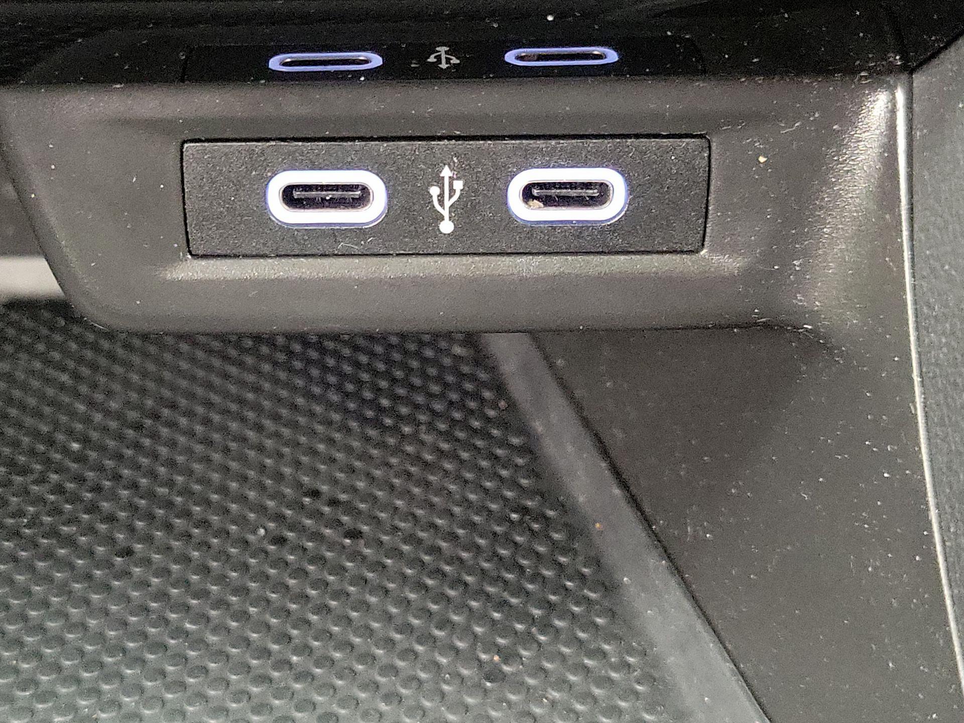 Thumbnail: 2021 Volkswagen Jetta - 18