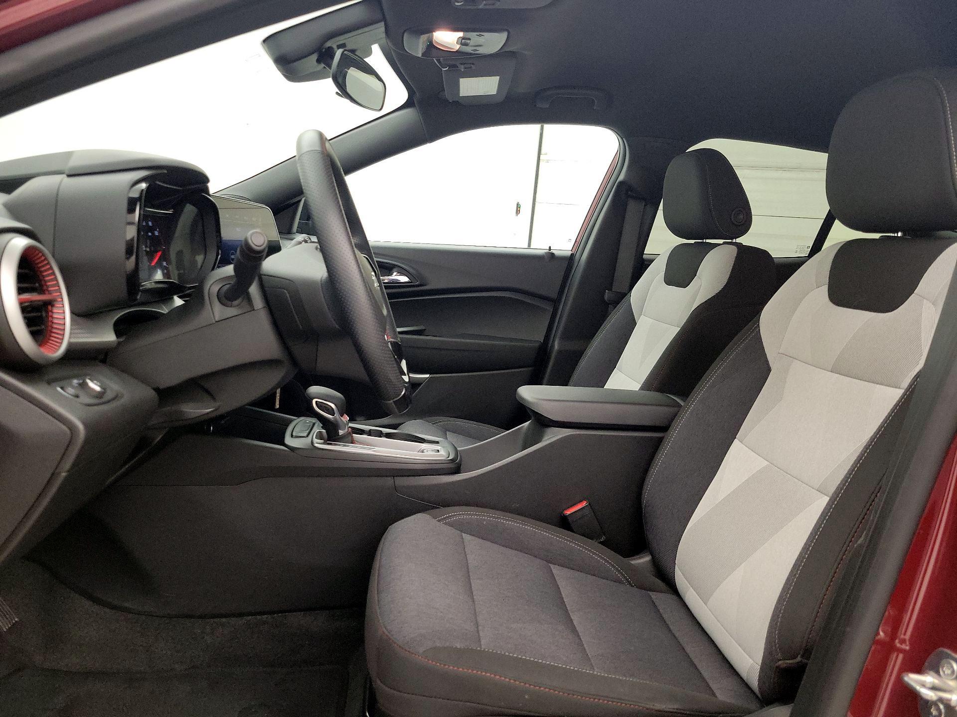 Thumbnail: 2024 Chevrolet Trax - 11