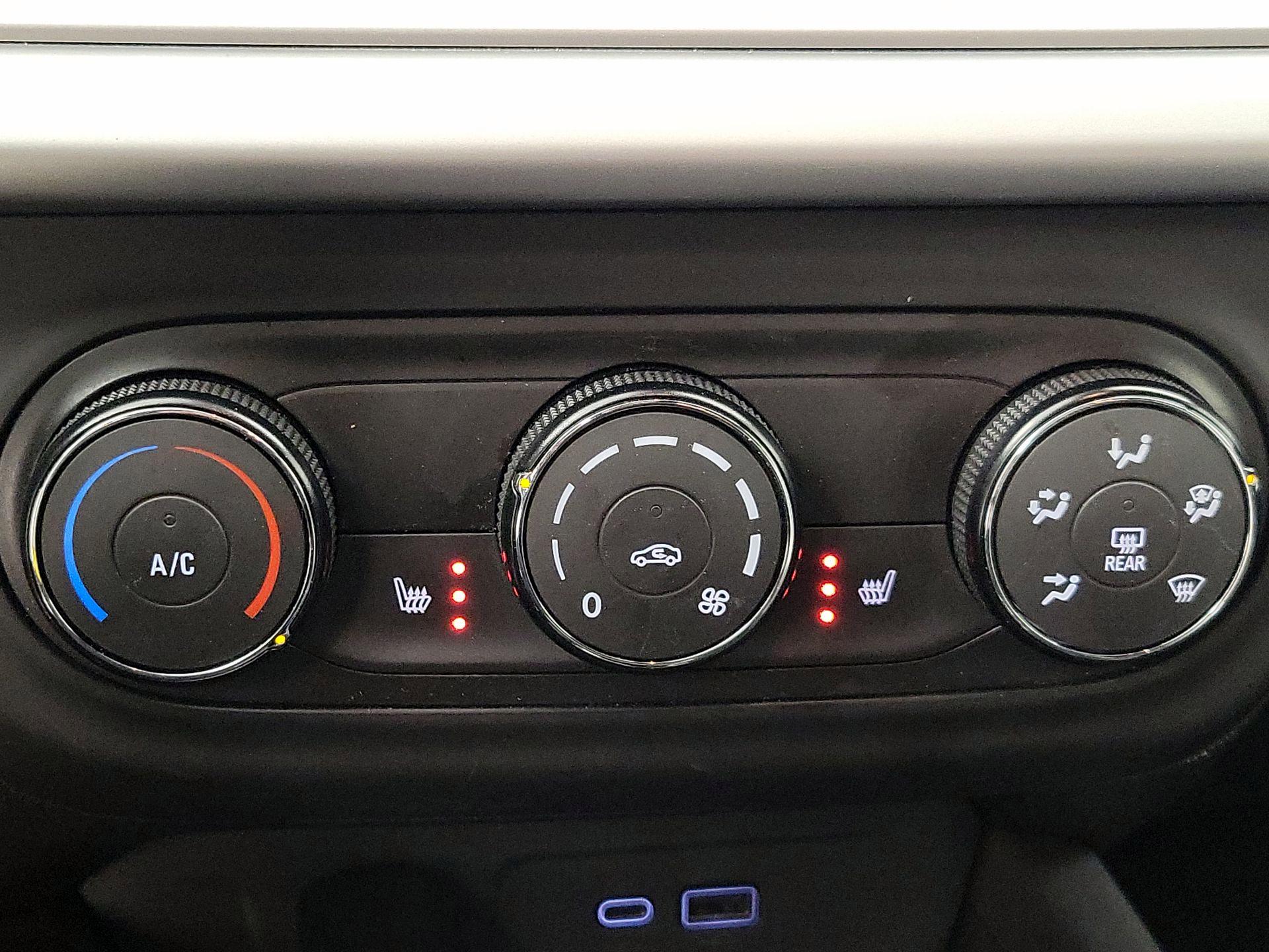 Thumbnail: 2024 Chevrolet Trax - 16