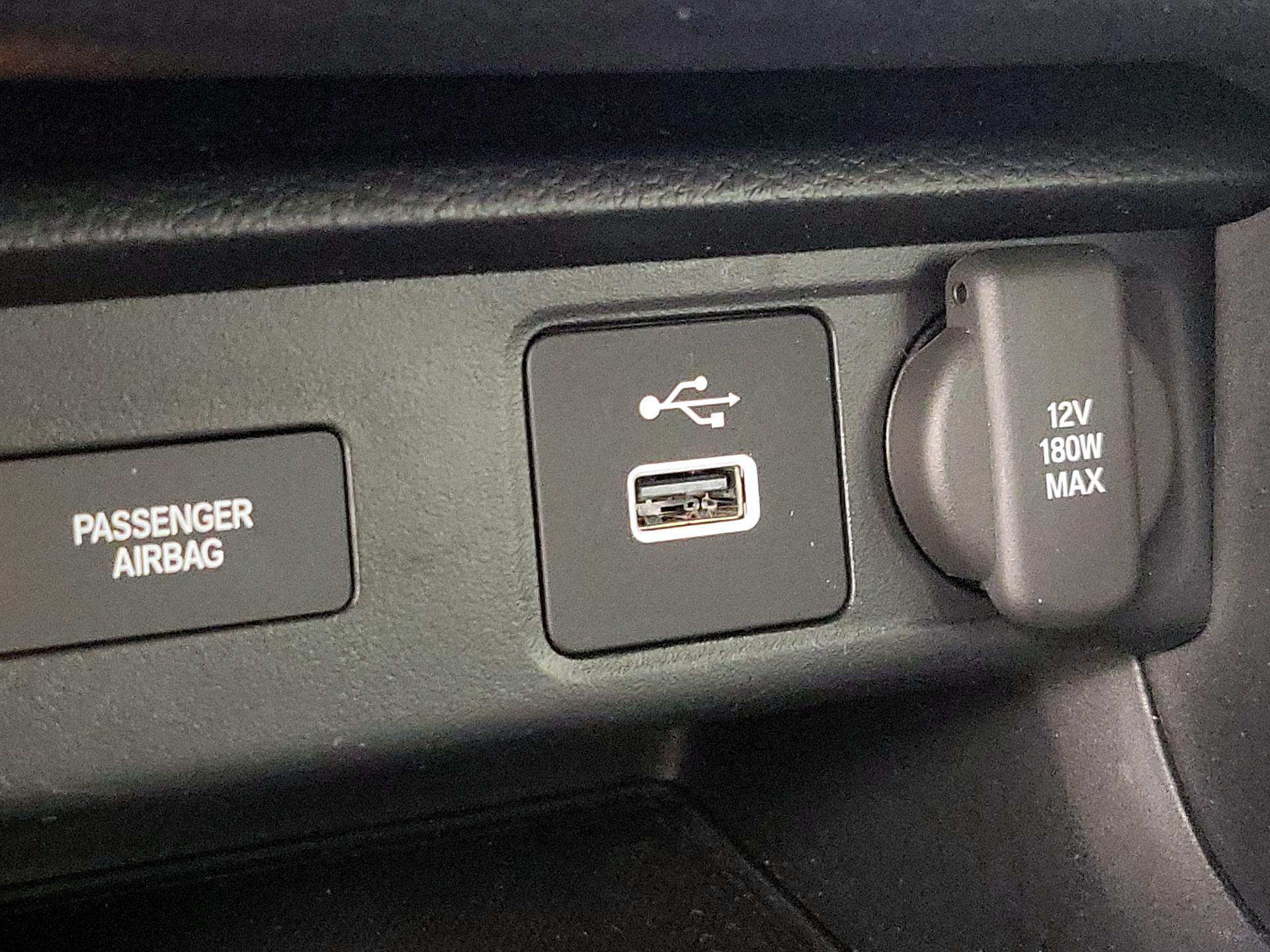 Thumbnail: 2024 Acura Integra - 18