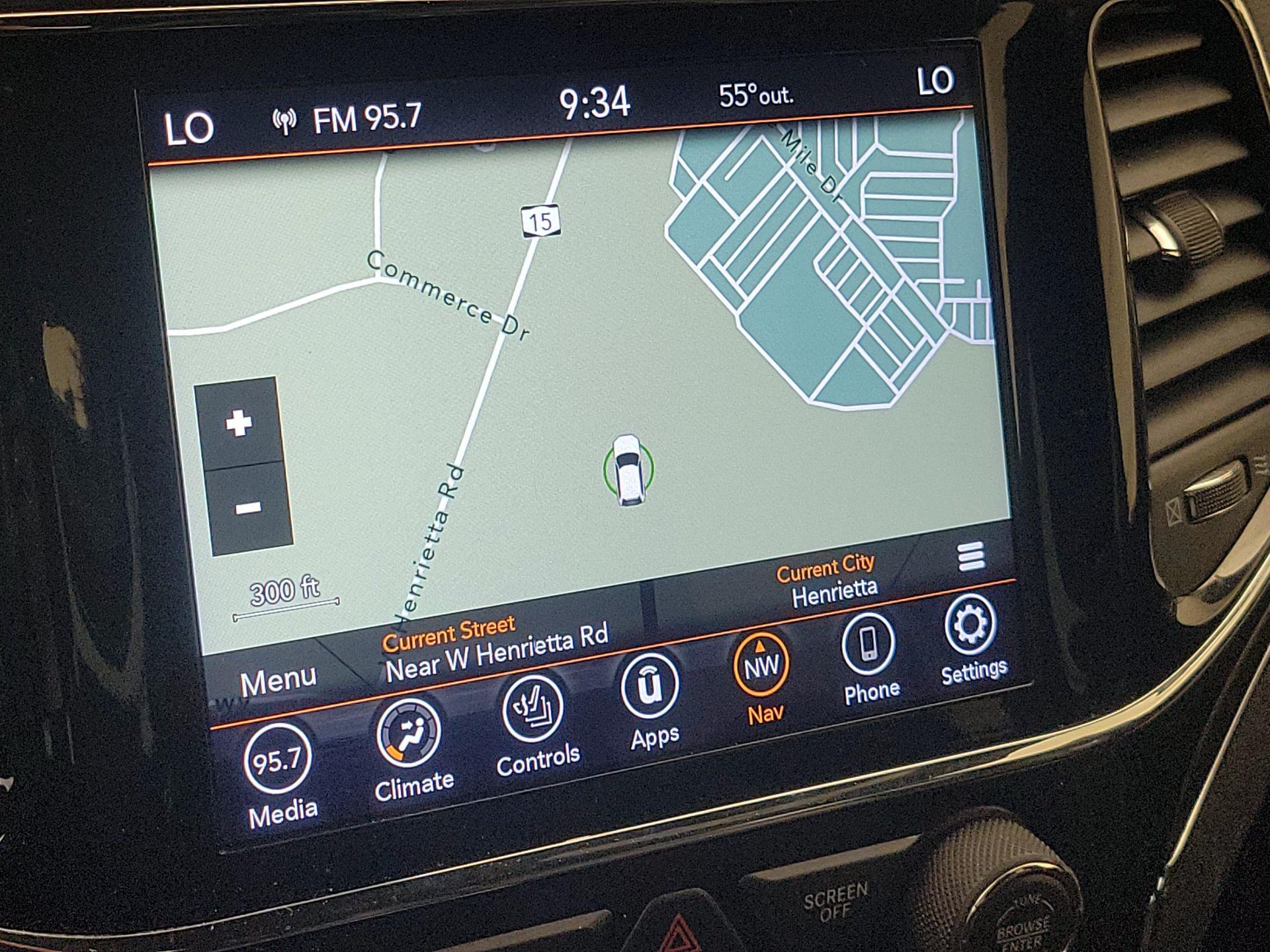 Thumbnail: 2022 Jeep Grand Cherokee - 14