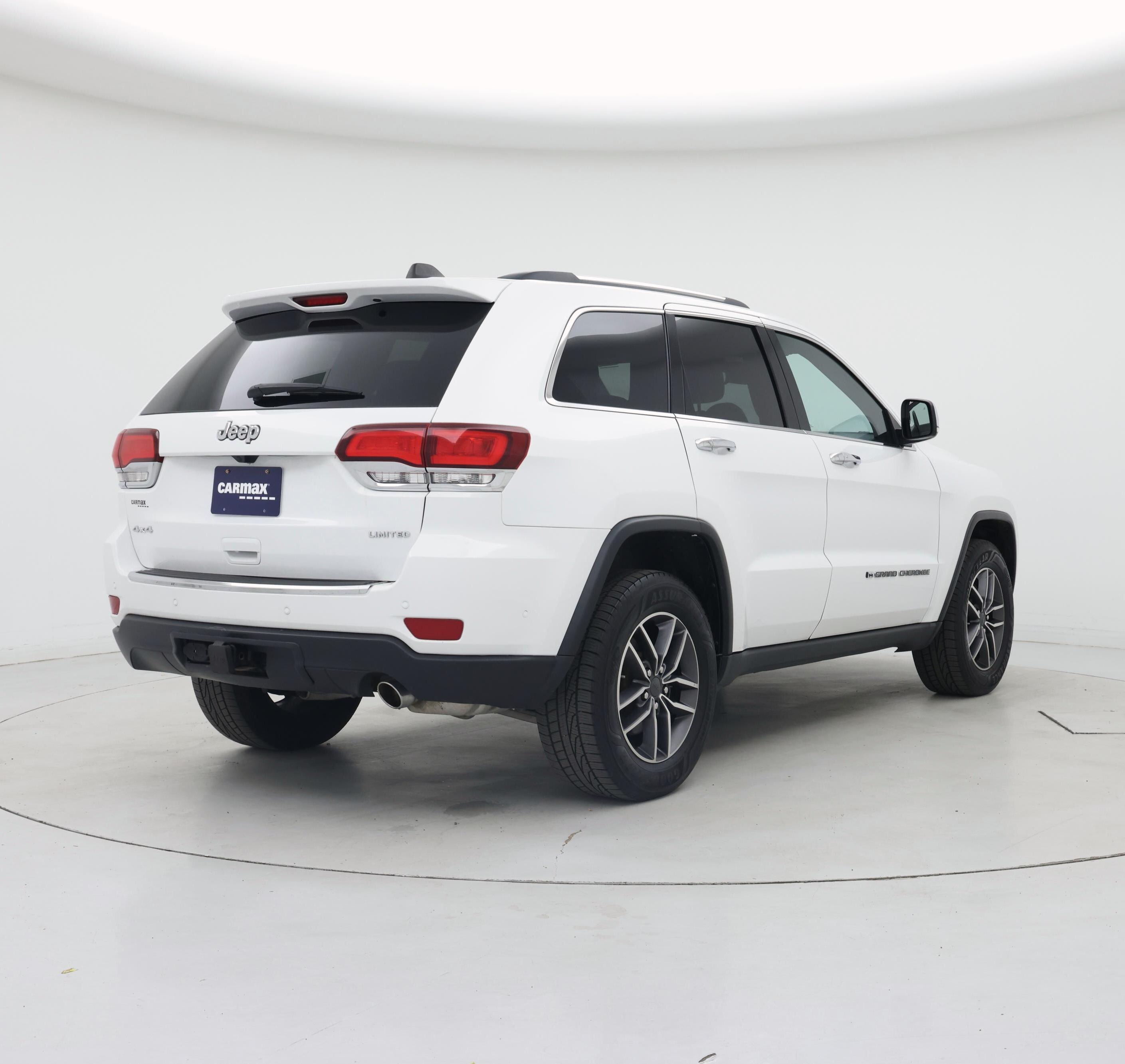 Thumbnail: 2022 Jeep Grand Cherokee - 8