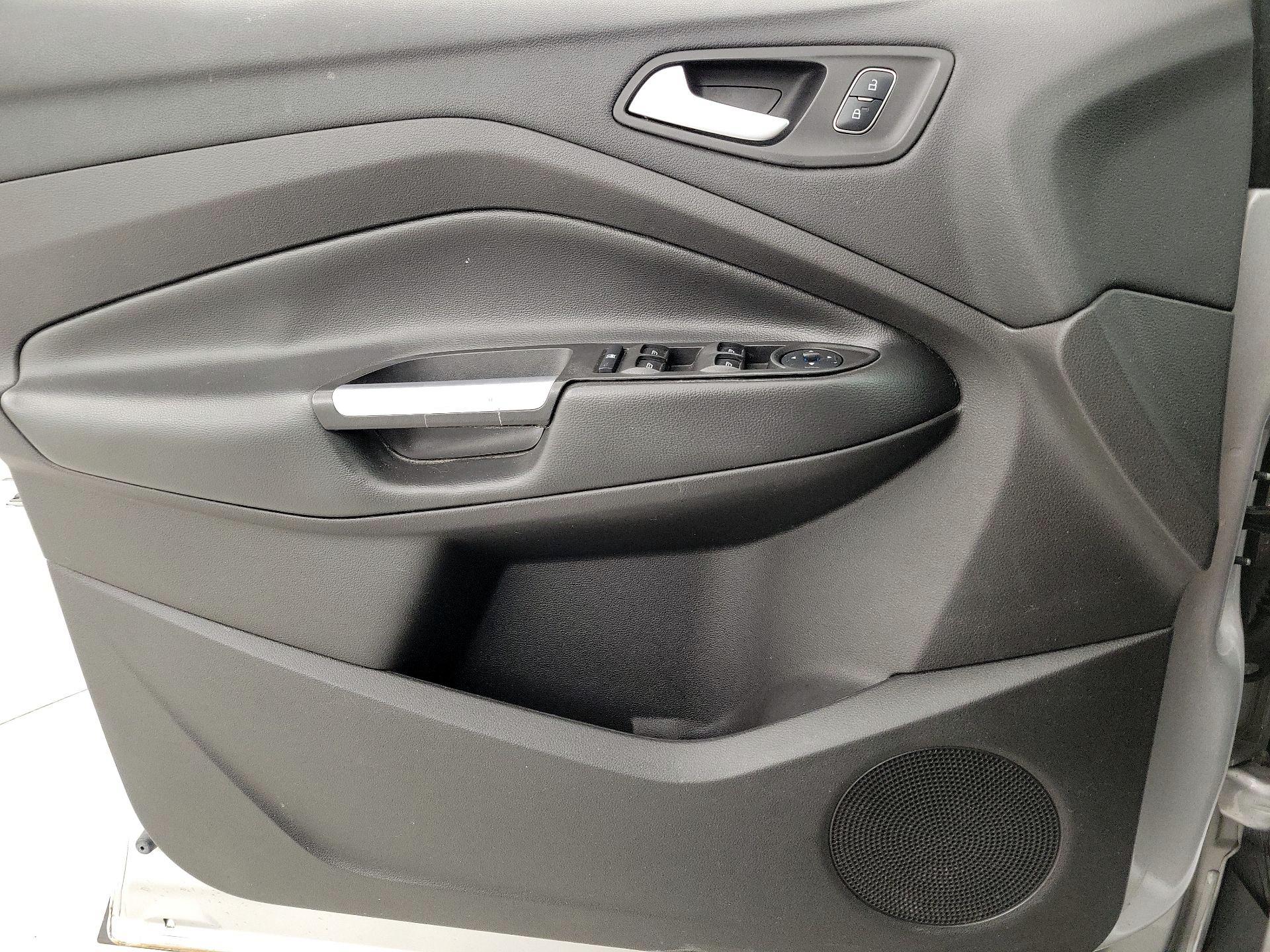 Thumbnail: 2017 Ford Escape - 12