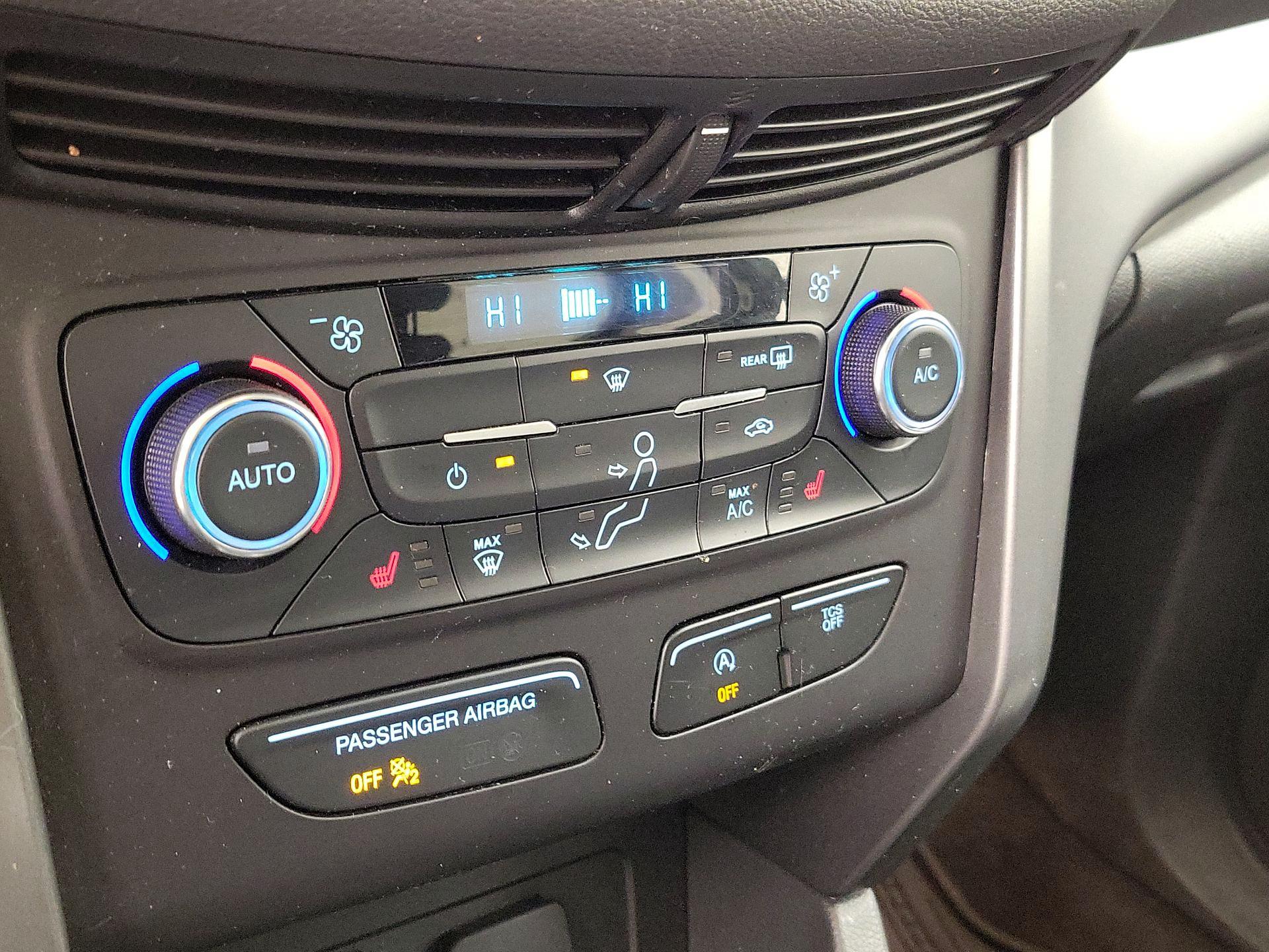 Thumbnail: 2017 Ford Escape - 16