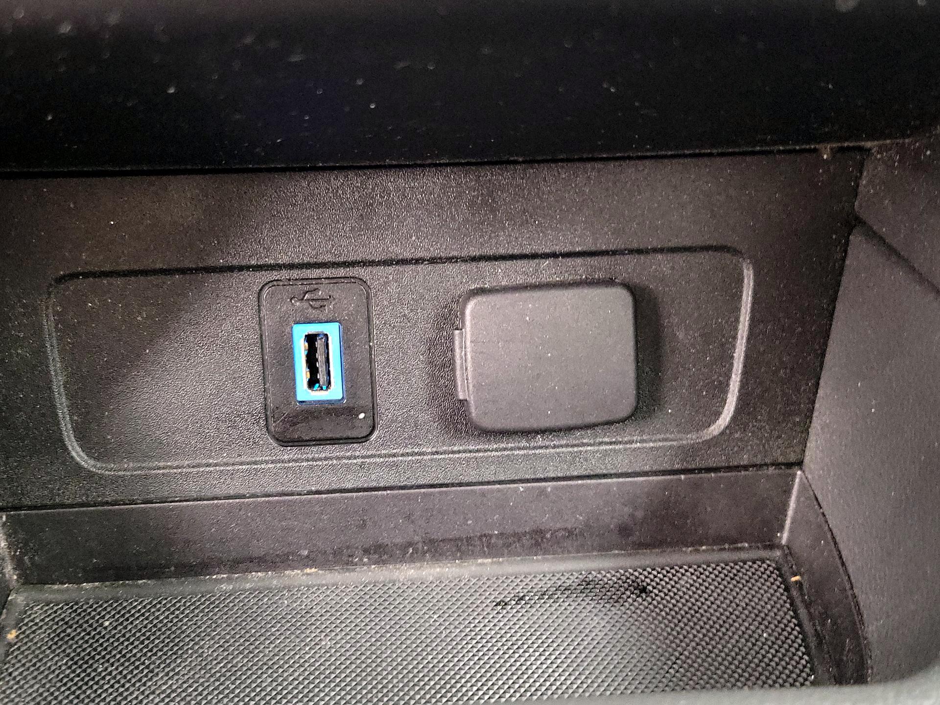 Thumbnail: 2017 Ford Escape - 18